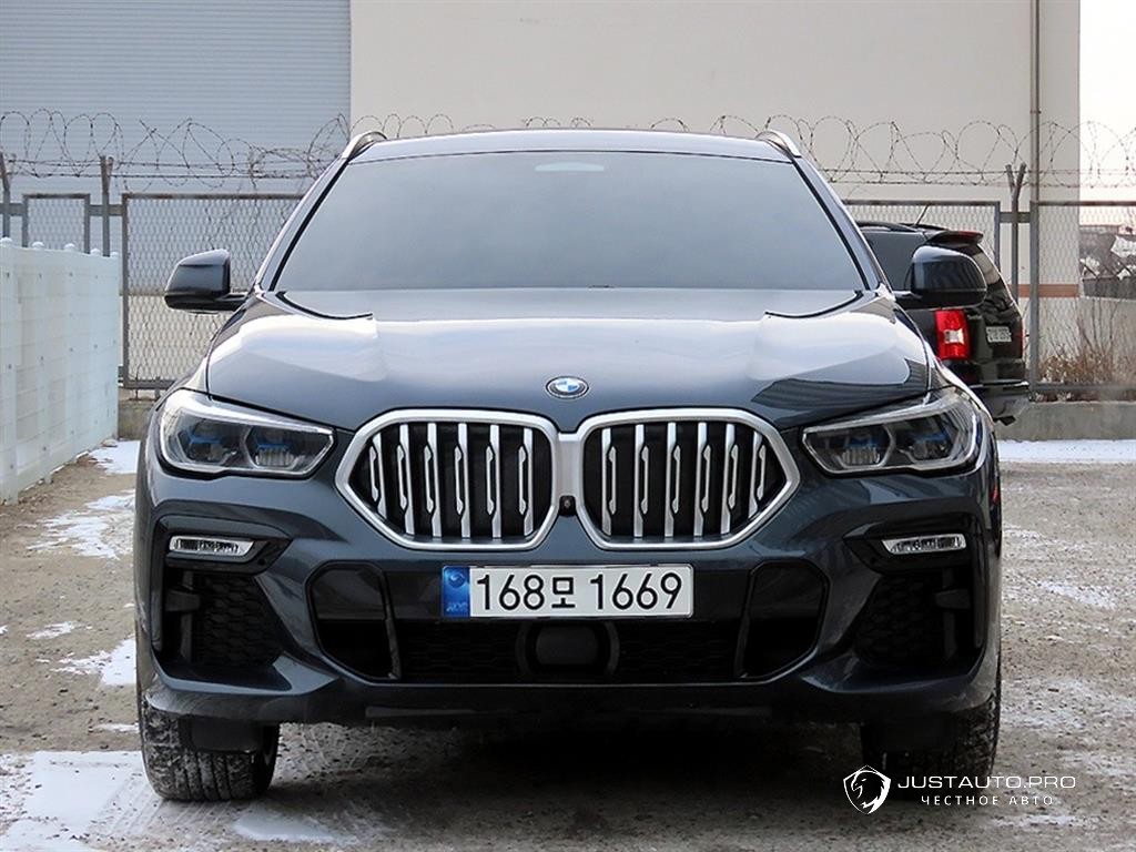 Автомобиль BMW X6