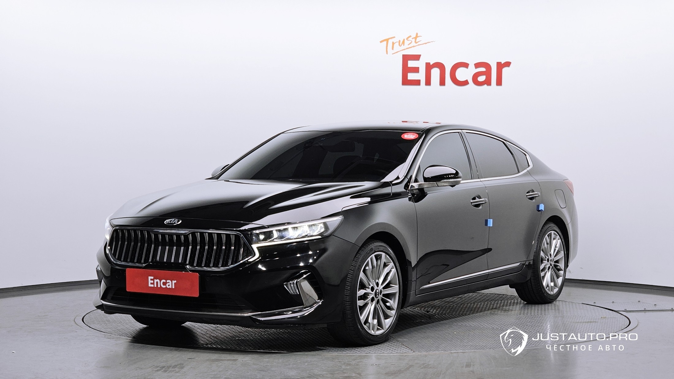 Автомобиль Kia K7