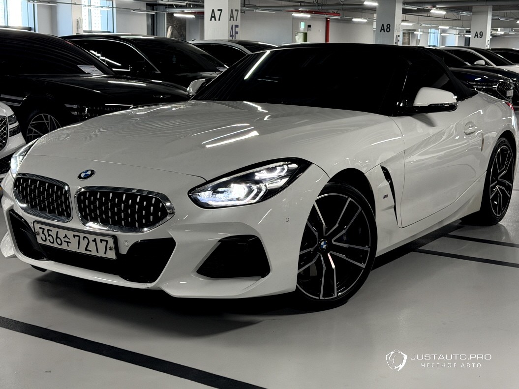 Автомобиль BMW Z4
