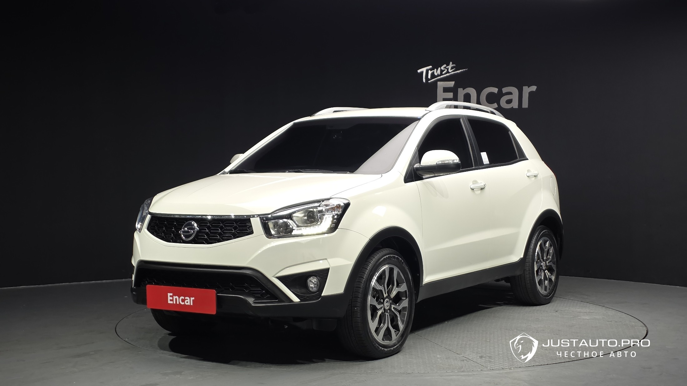 Автомобиль KG_Mobility_Ssangyong KORANDO