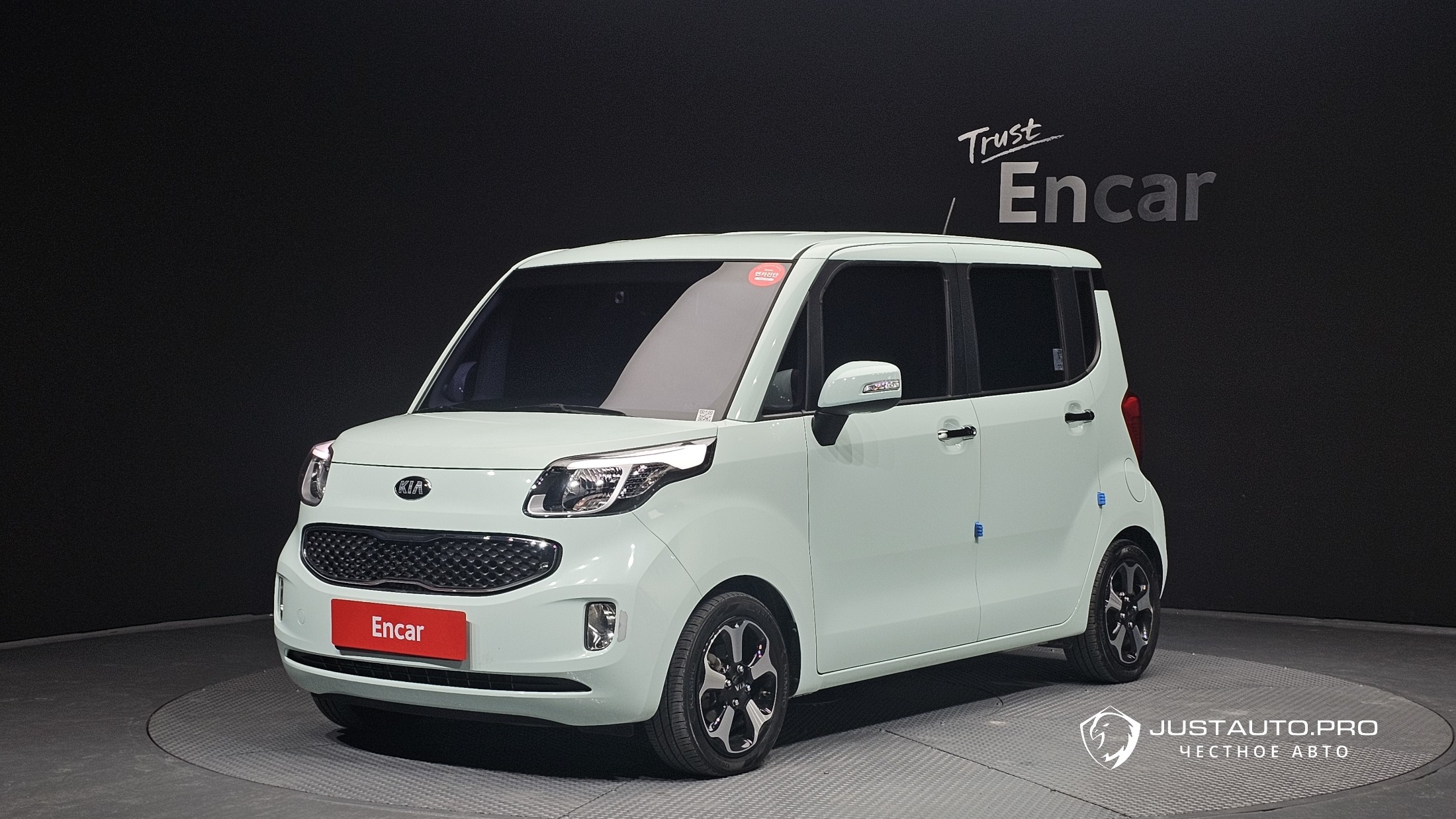 Автомобиль Kia RAY