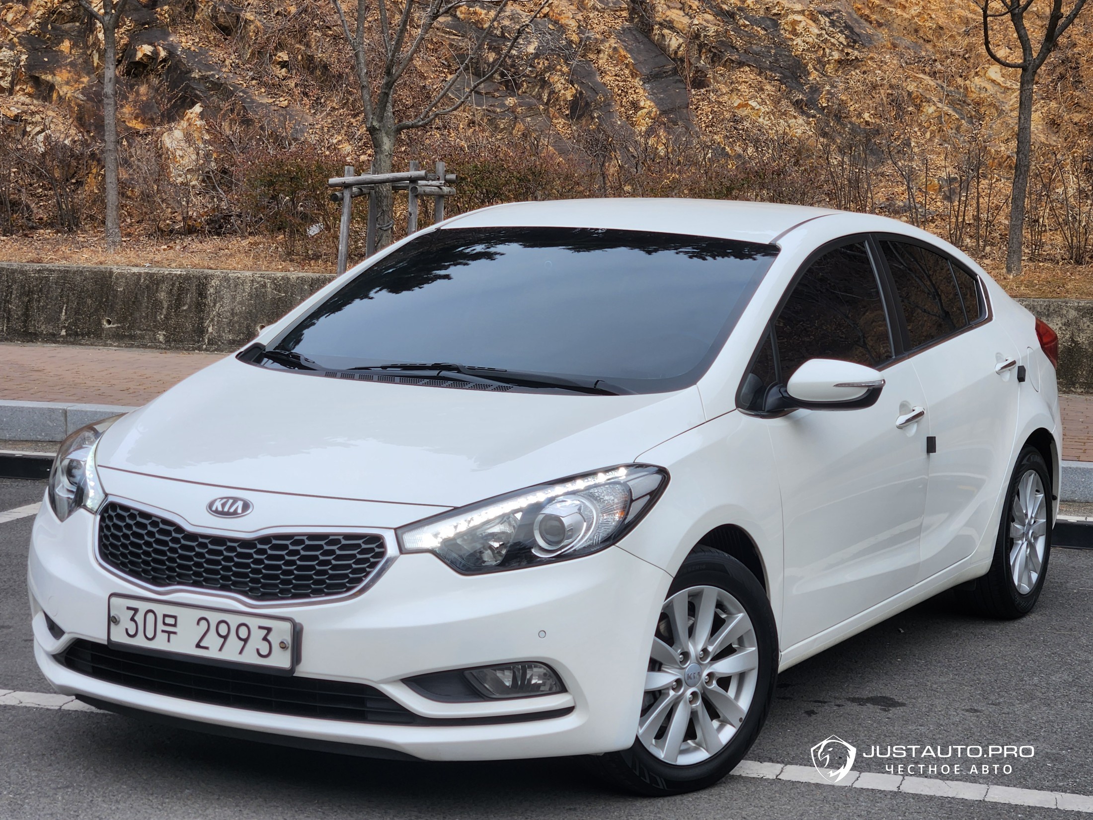 Автомобиль Kia K3