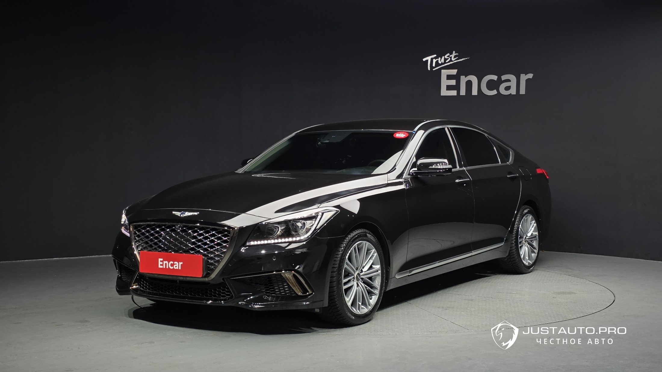 Автомобиль Genesis G80