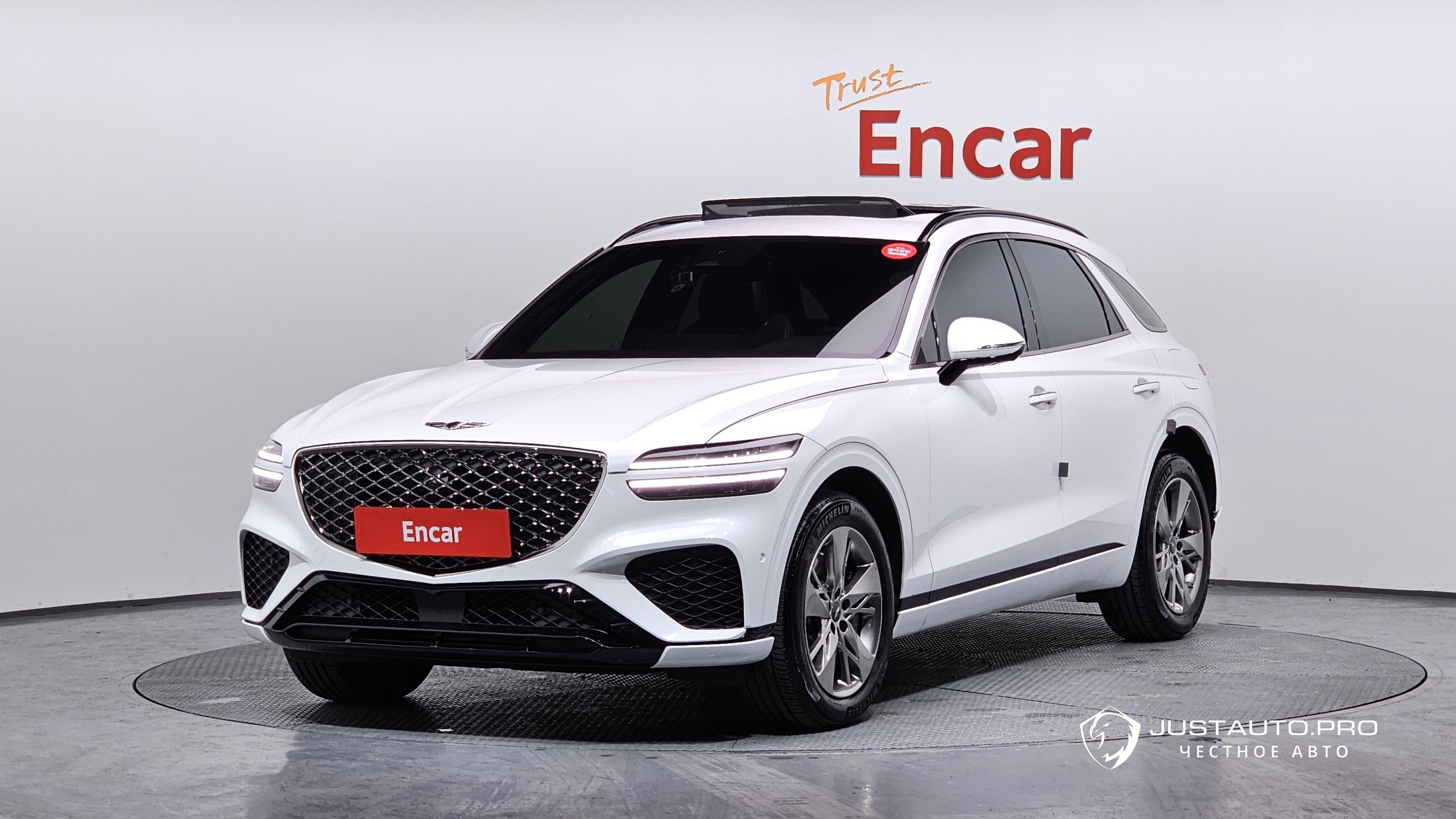 Автомобиль Genesis GV70