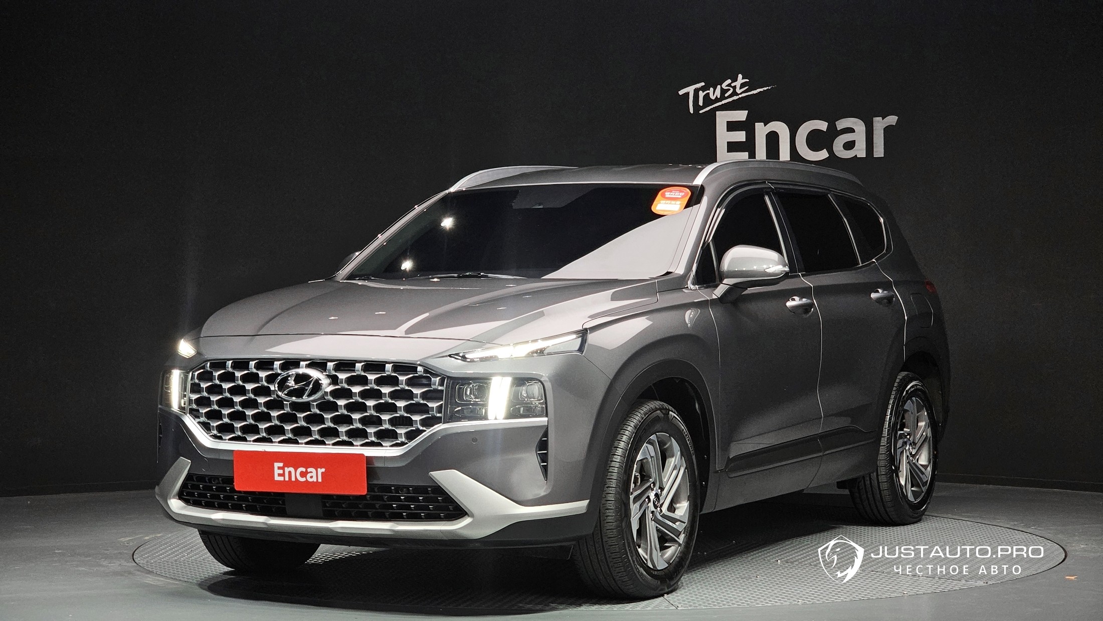 Автомобиль Hyundai Santafe