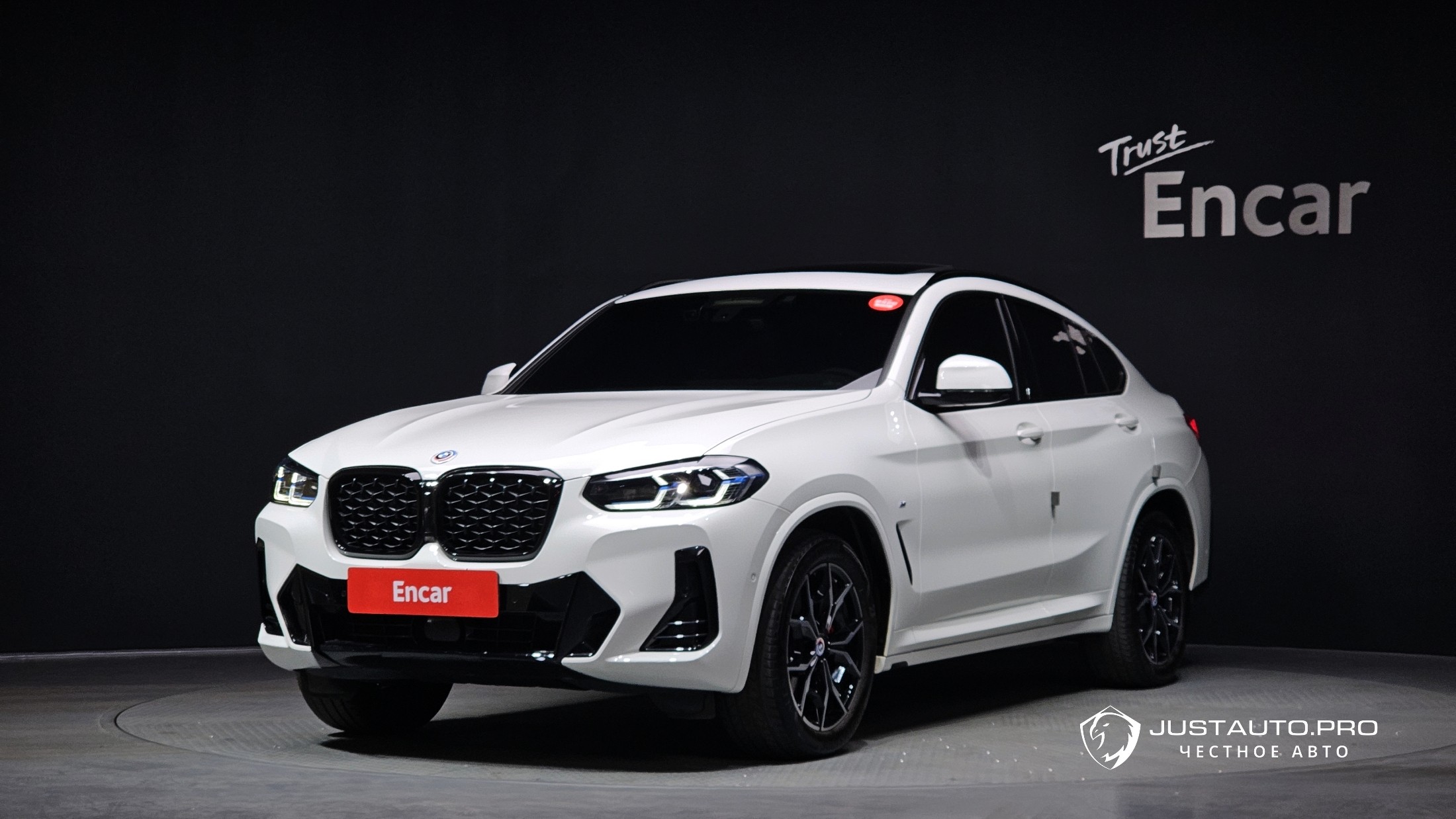 Автомобиль BMW X4