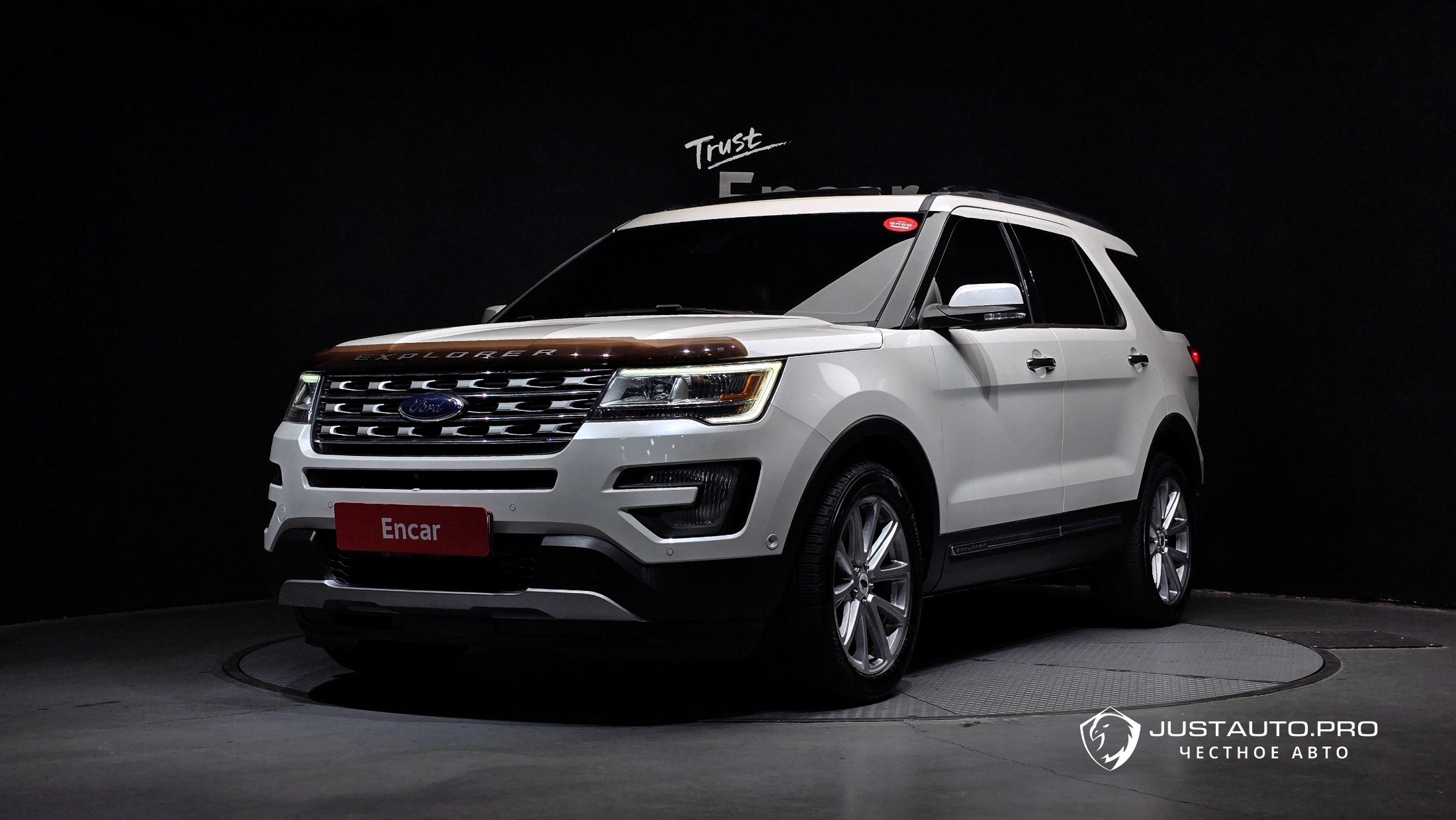 Автомобиль Ford Explorer