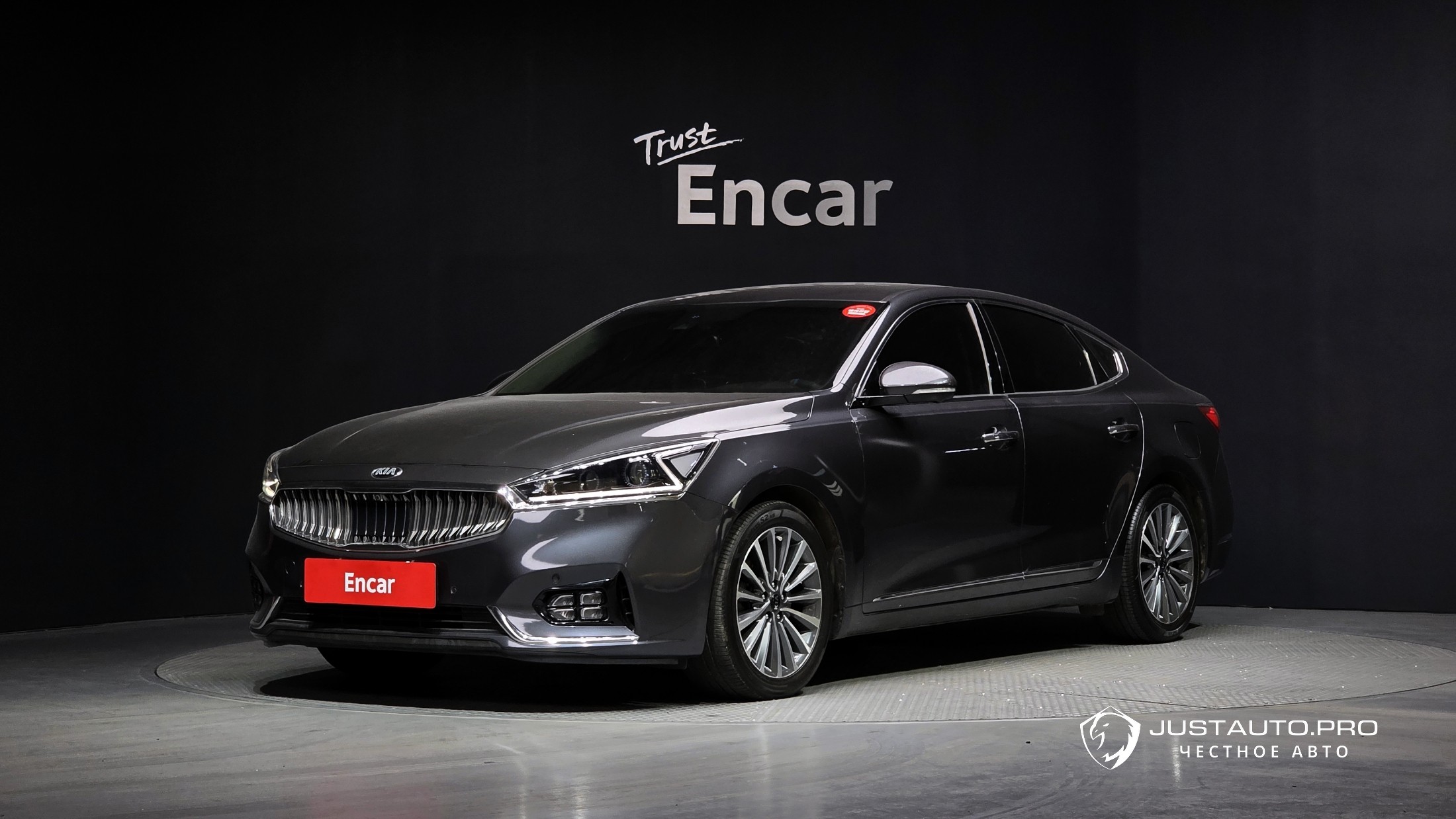 Автомобиль Kia K7