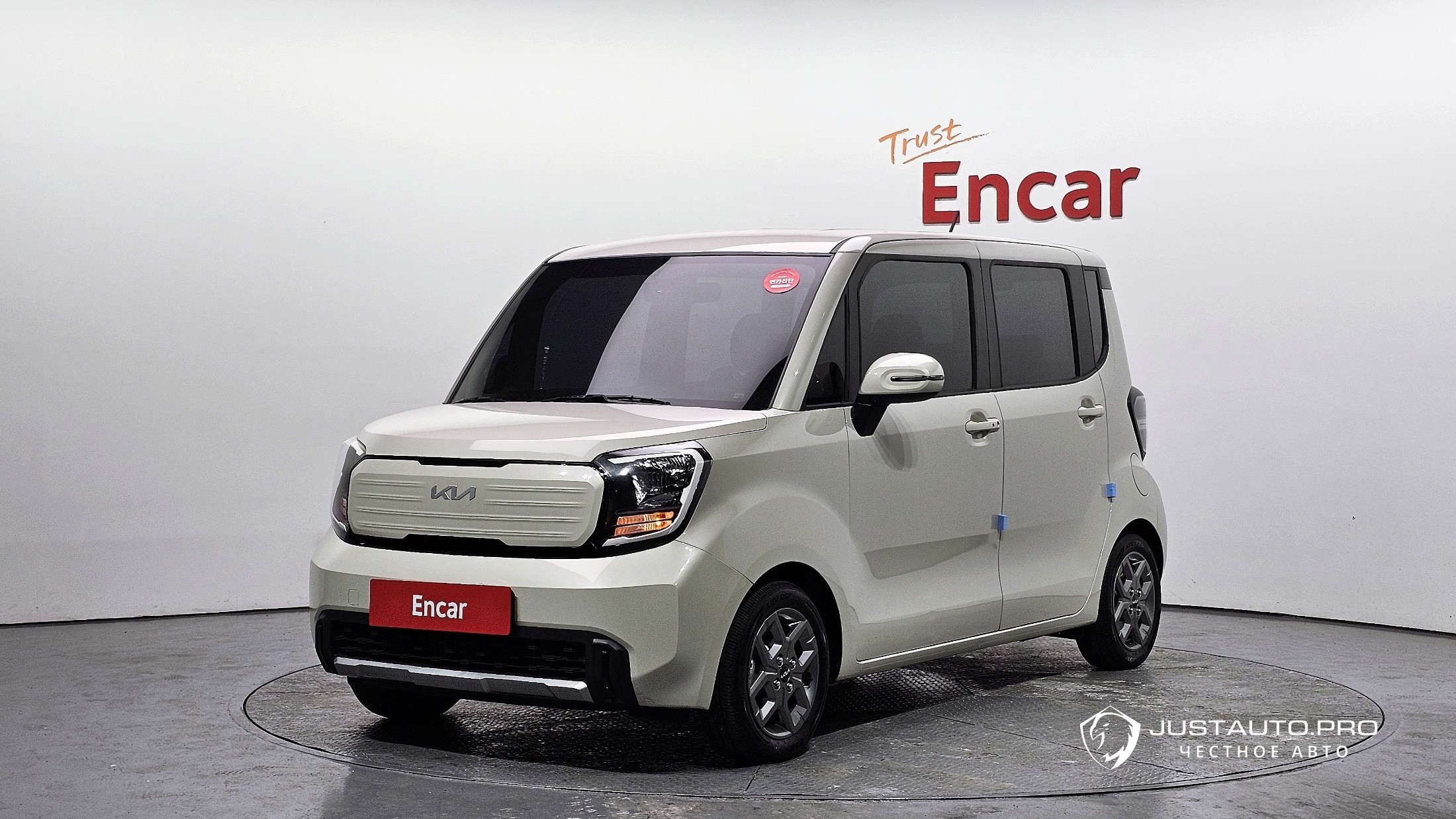 Автомобиль Kia RAY