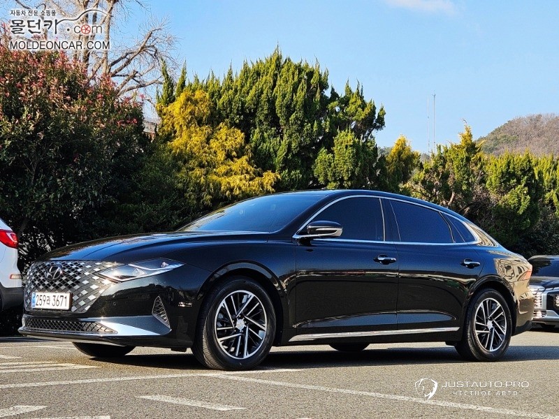 Автомобиль Hyundai Grandeur