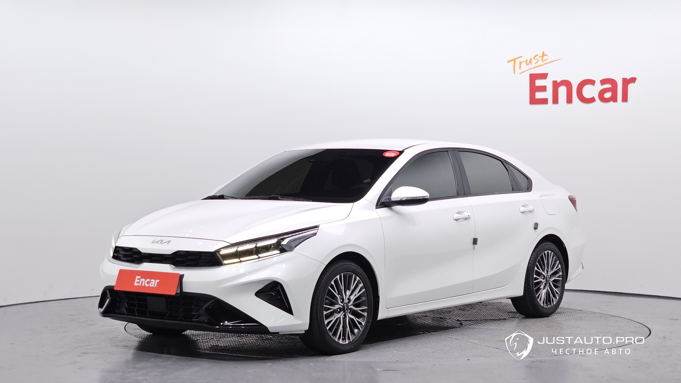 Автомобиль Kia K3