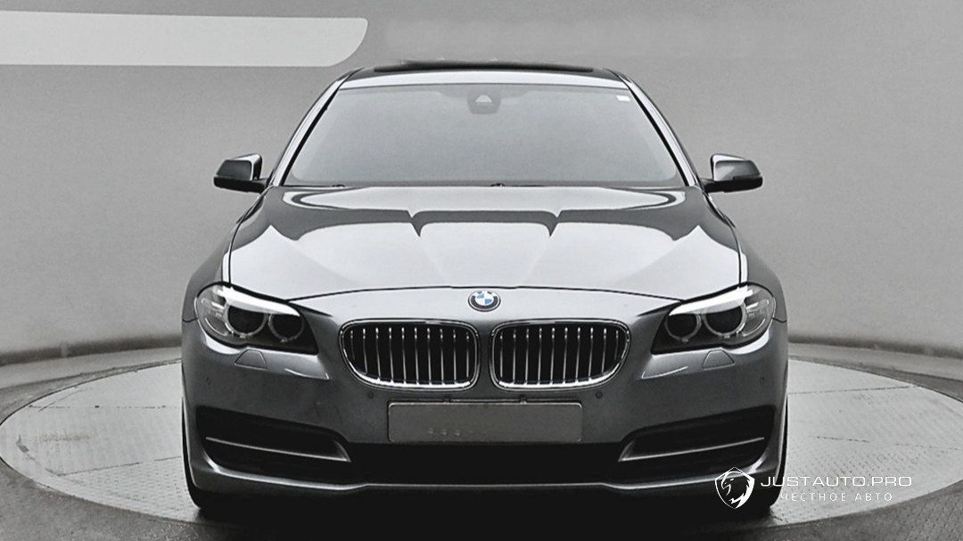 Автомобиль BMW 5-Series