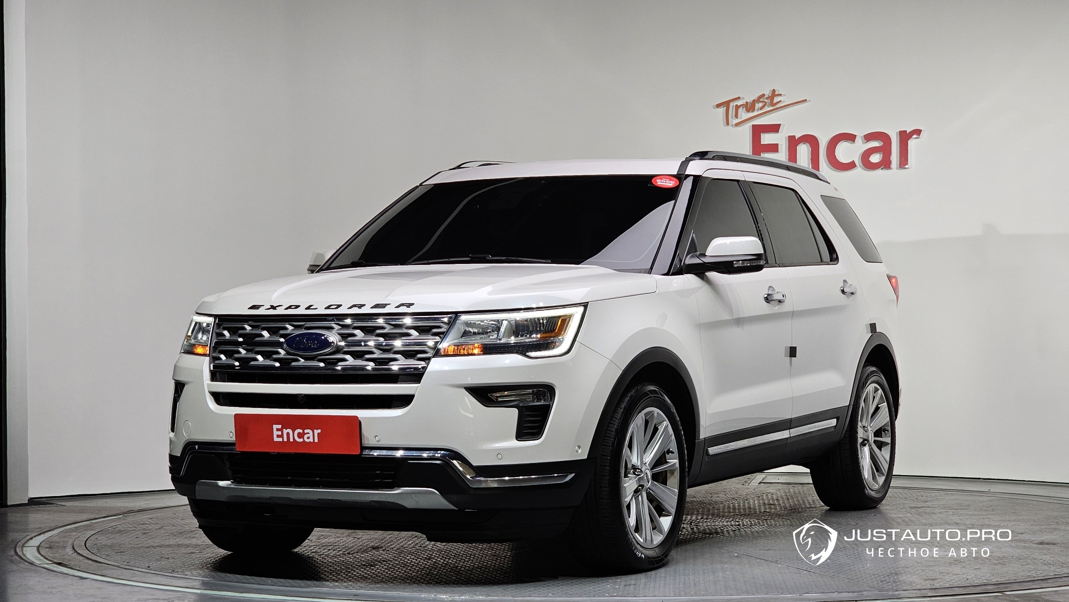 Автомобиль Ford Explorer