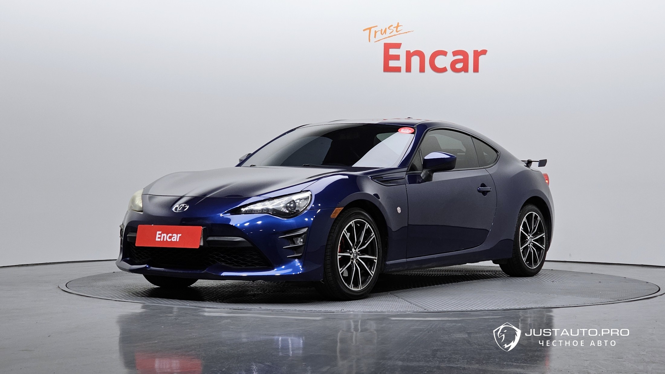 Автомобиль Toyota 86