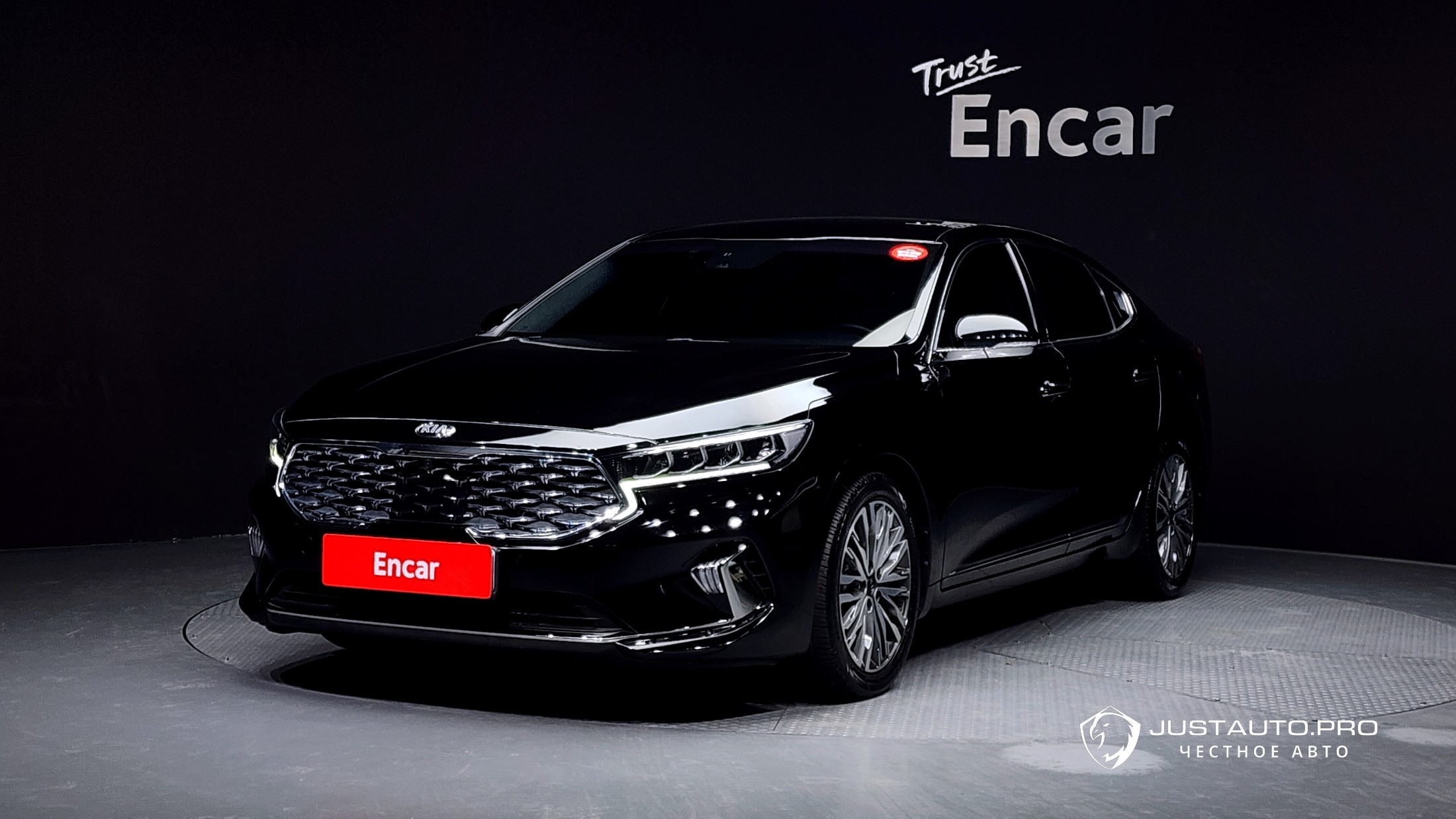 Автомобиль Kia K7