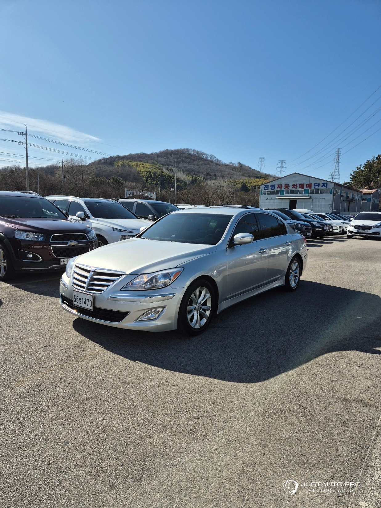 Автомобиль Hyundai Genesis