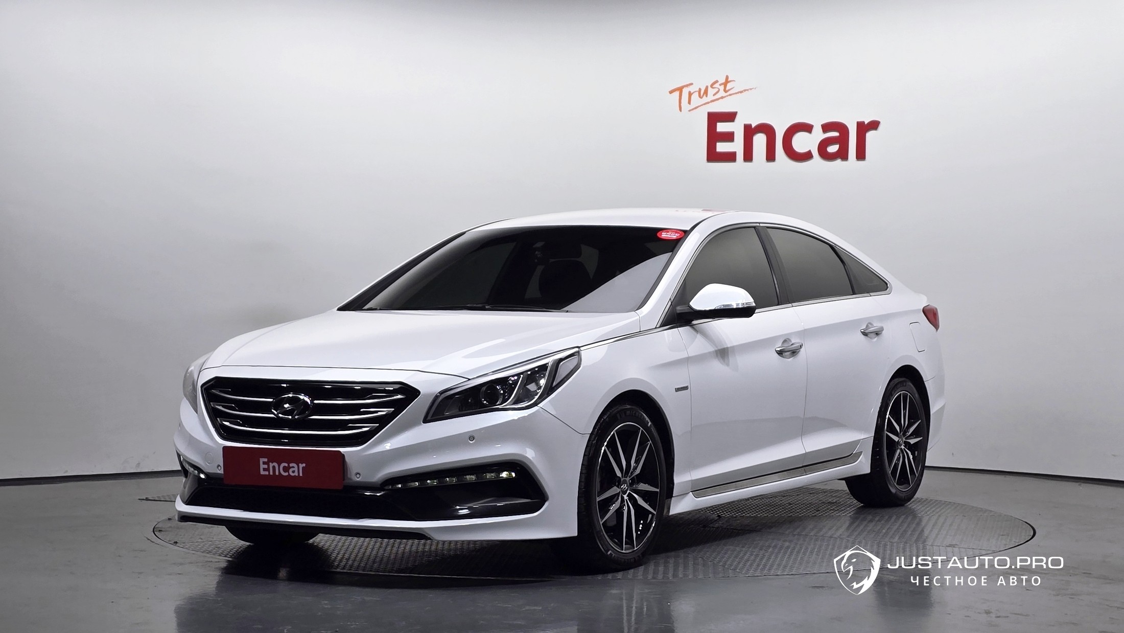 Автомобиль Hyundai Sonata