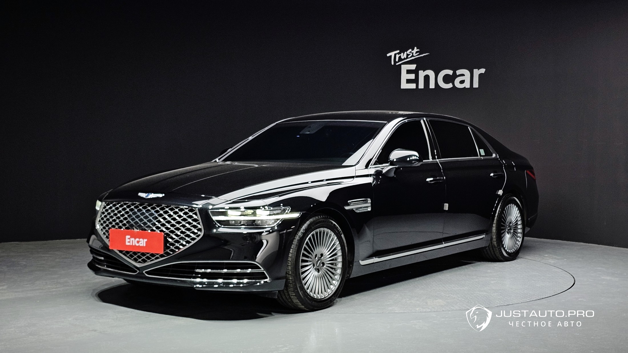 Автомобиль Genesis G90