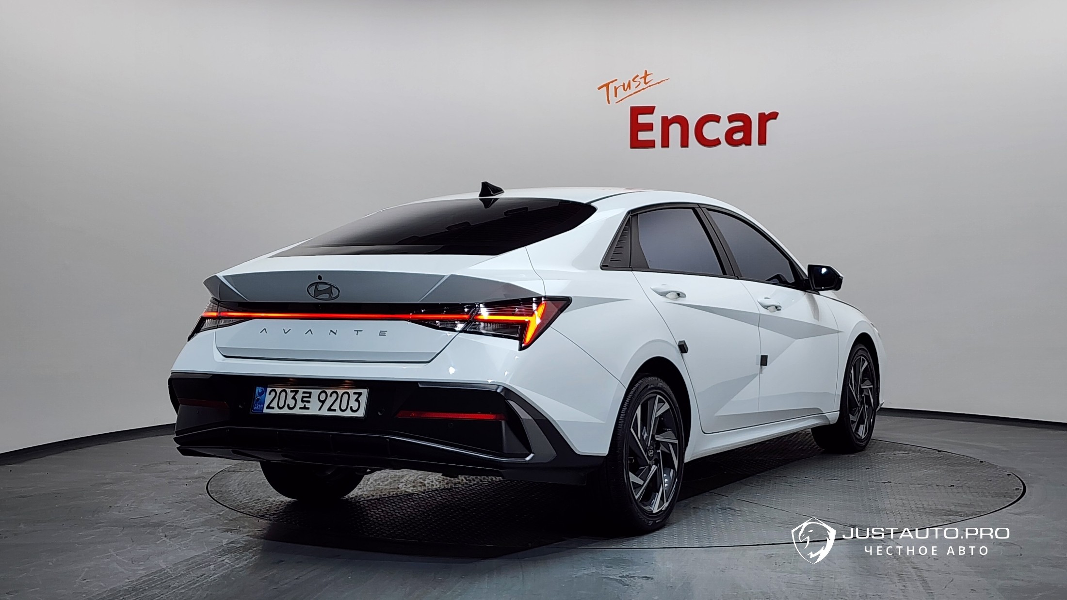 Автомобиль Hyundai AVANTE