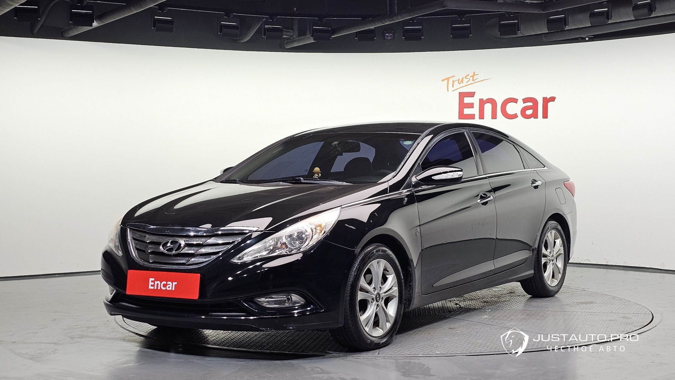 Автомобиль Hyundai Sonata