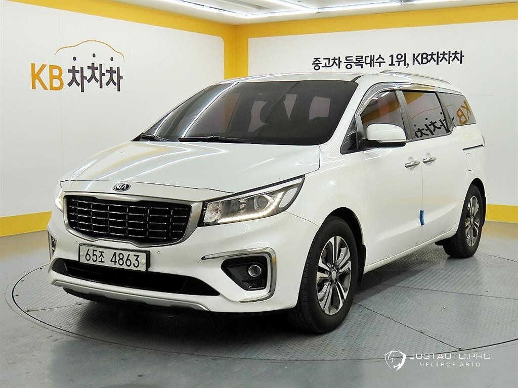 Автомобиль Kia Canival