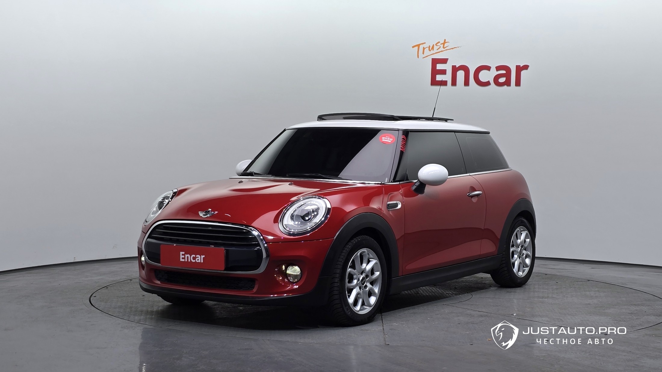 Автомобиль Mini Cooper