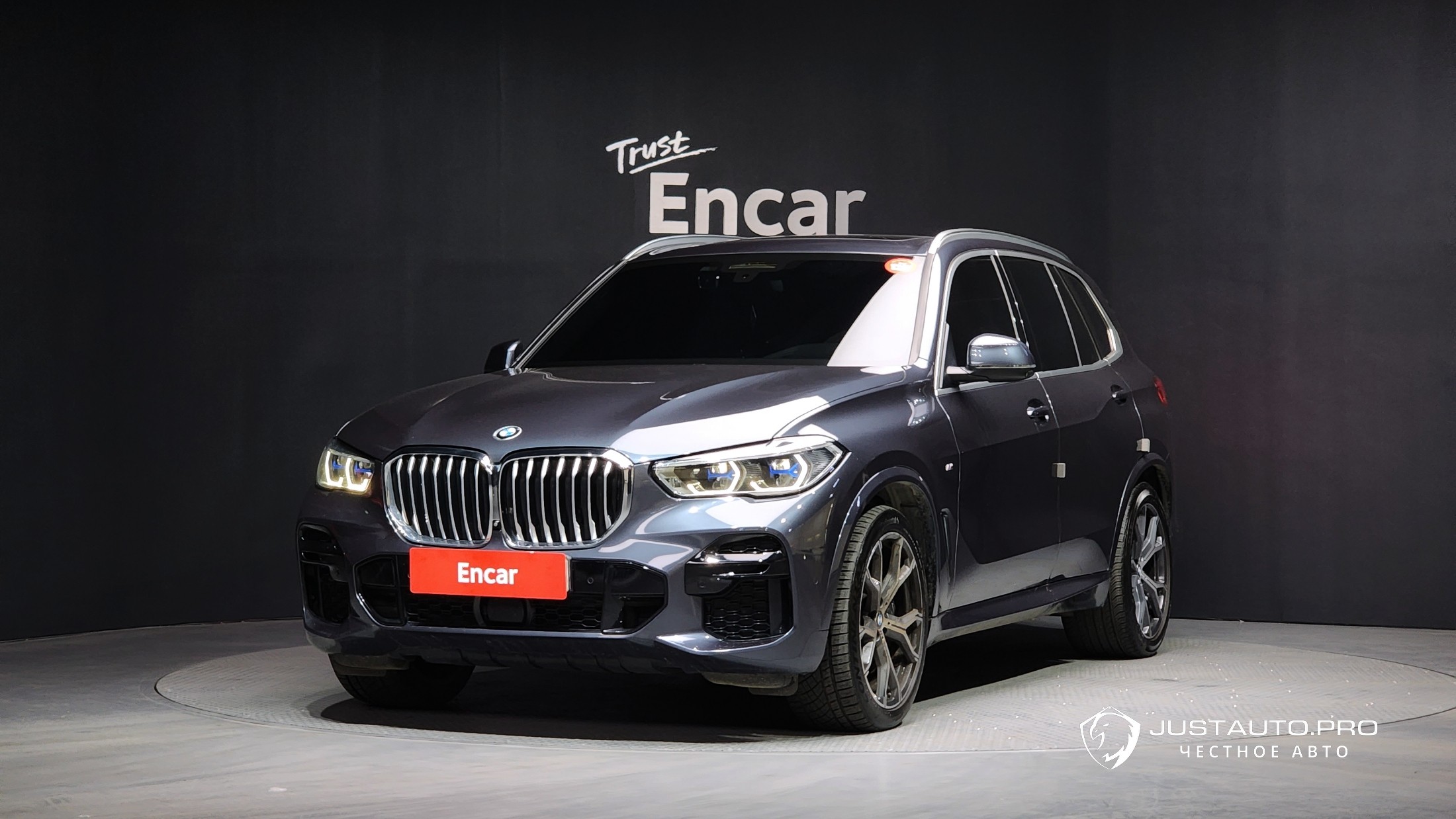 Автомобиль BMW X5
