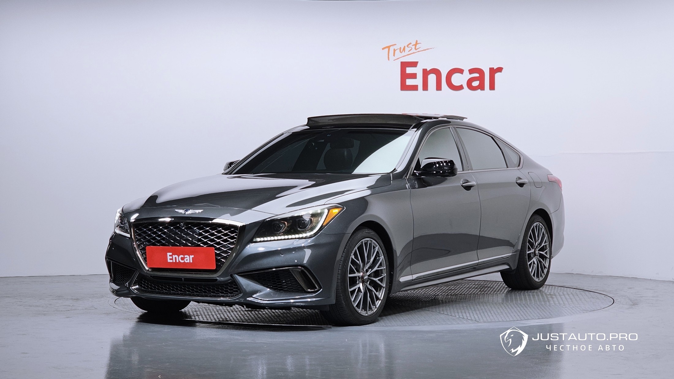 Автомобиль Genesis G80