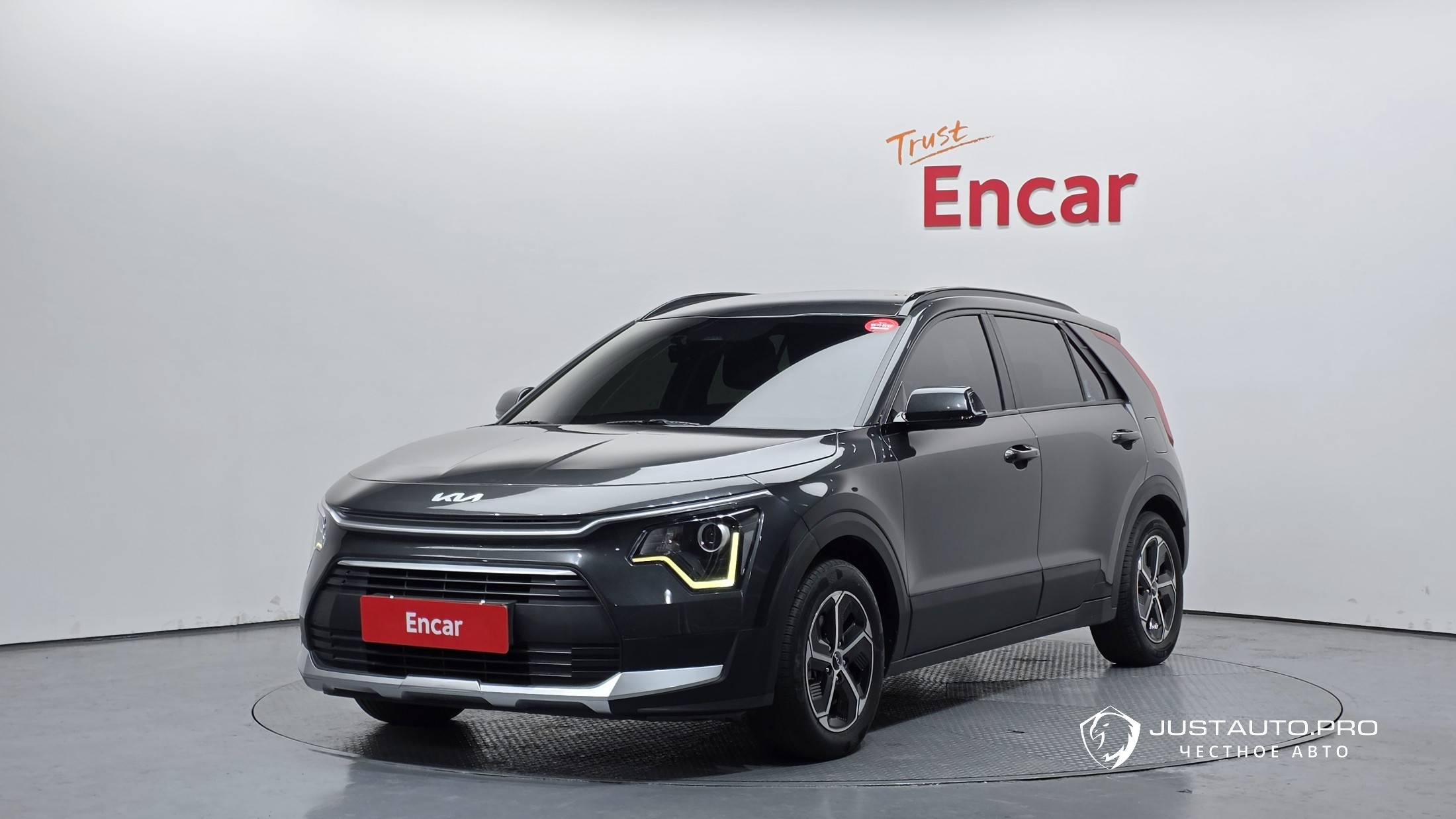 Автомобиль Kia Niro