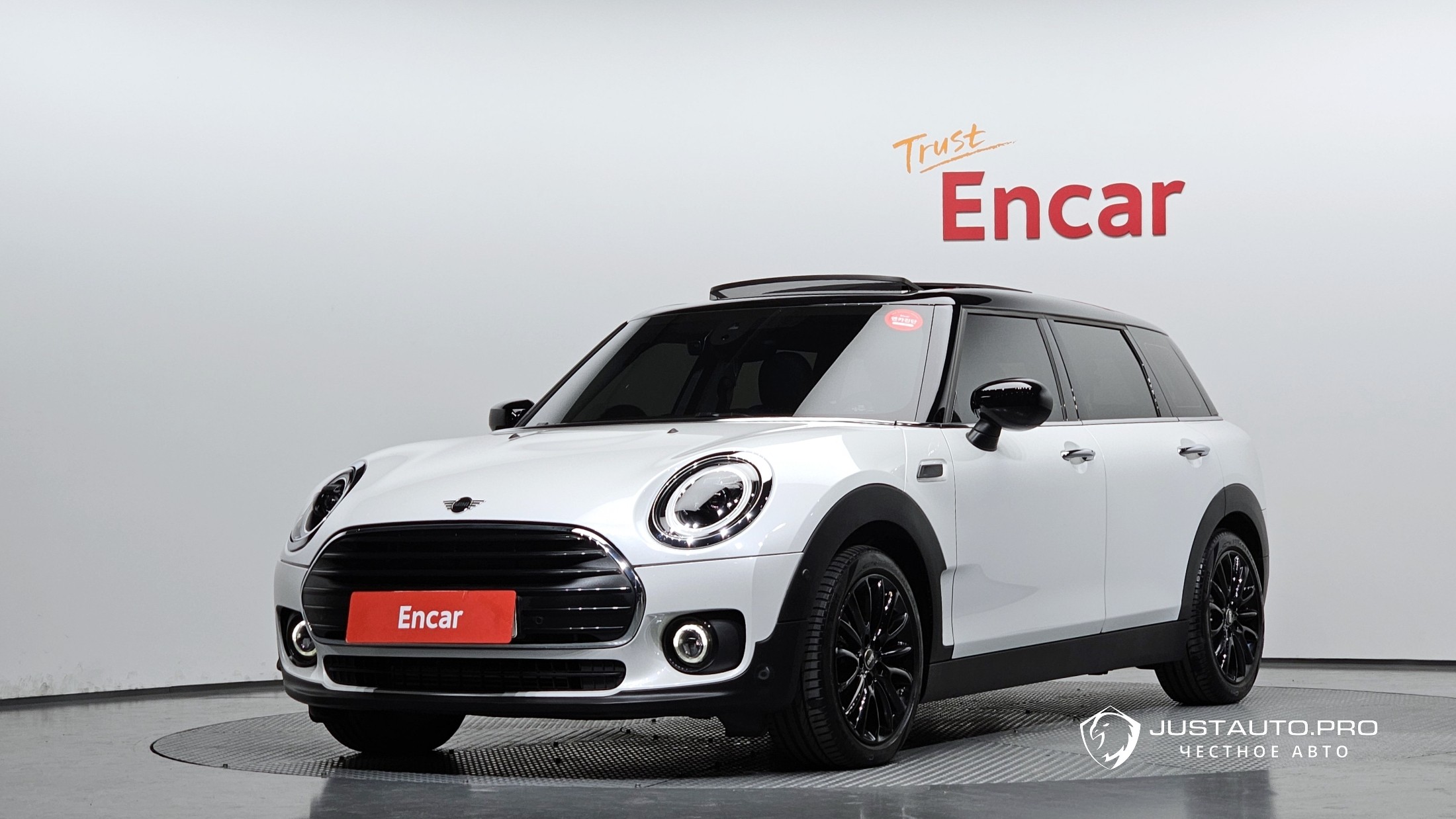 Автомобиль Mini Clubman