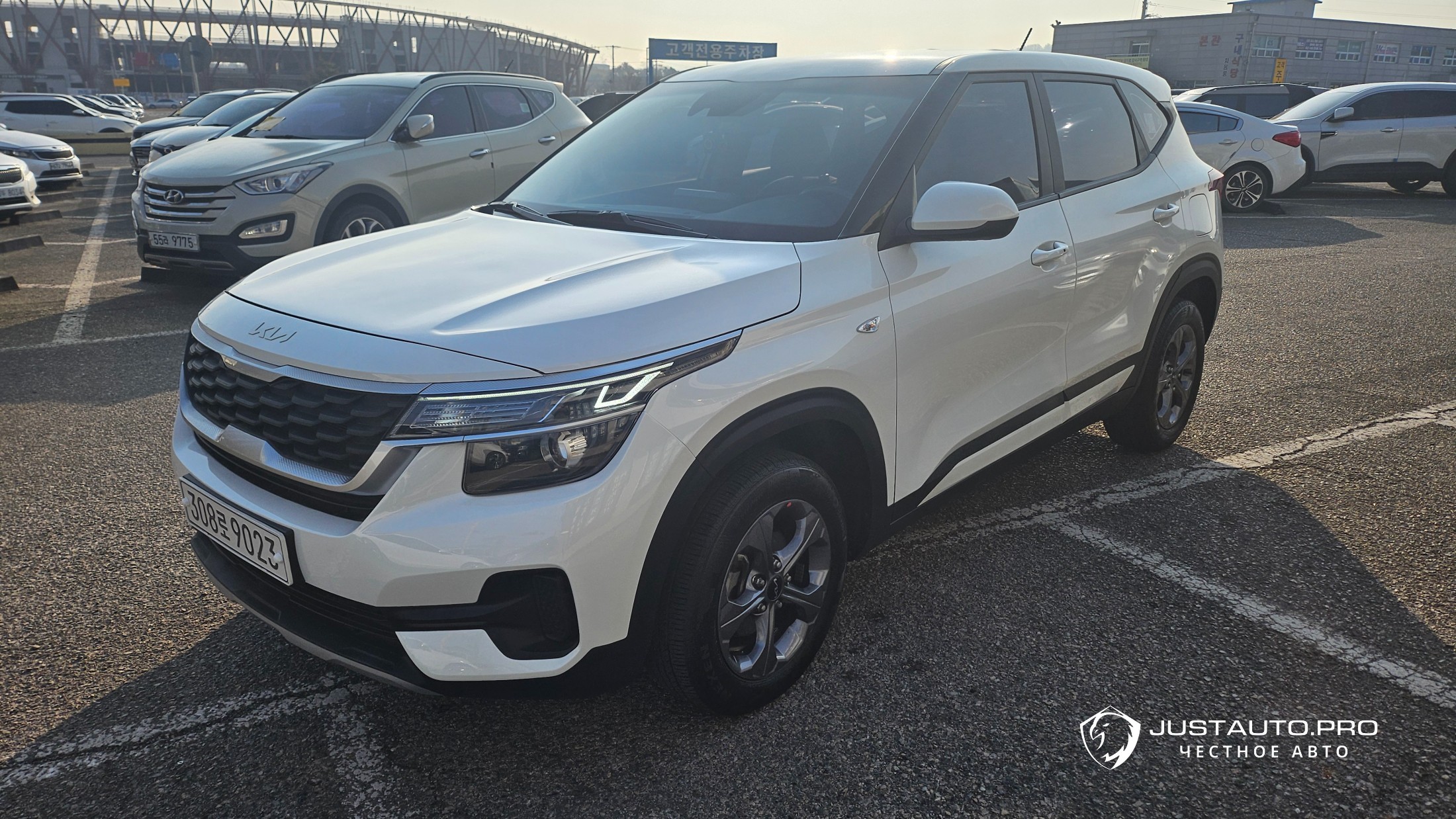 Автомобиль Kia Seltos