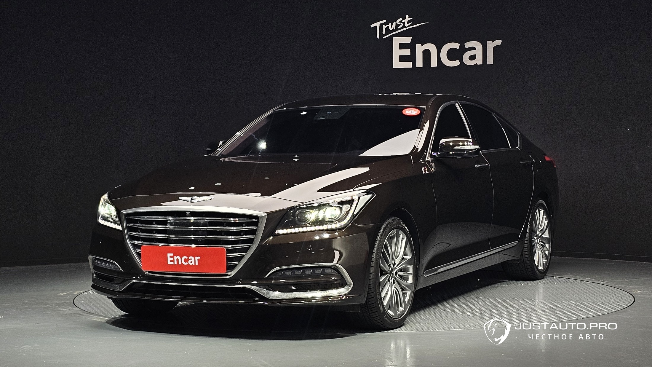 Автомобиль Genesis G80