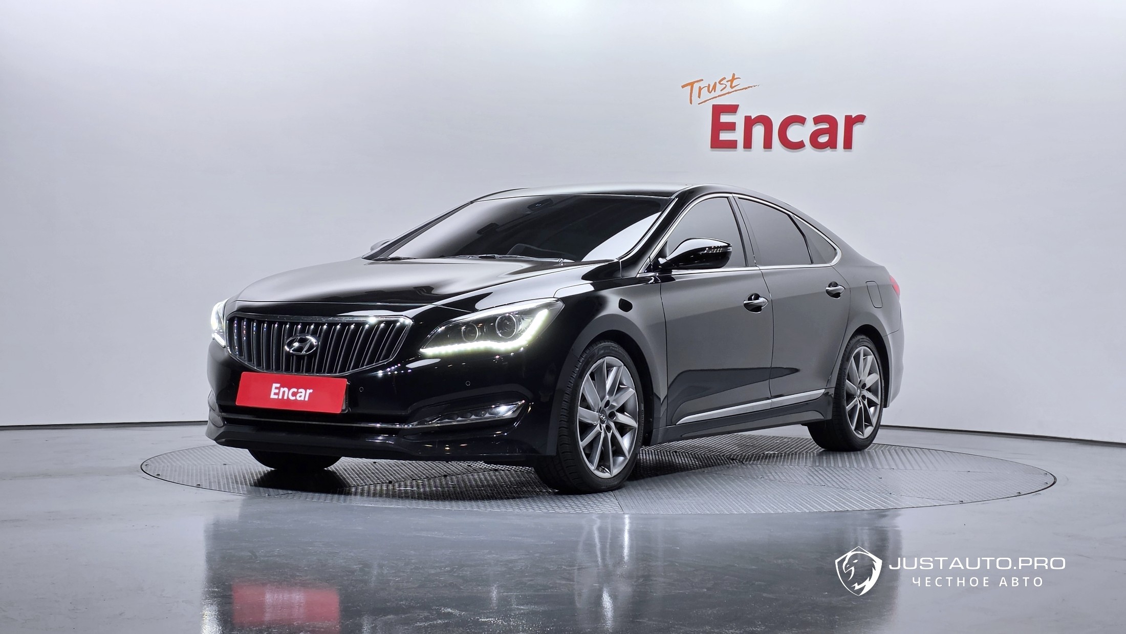 Автомобиль Hyundai Aslan