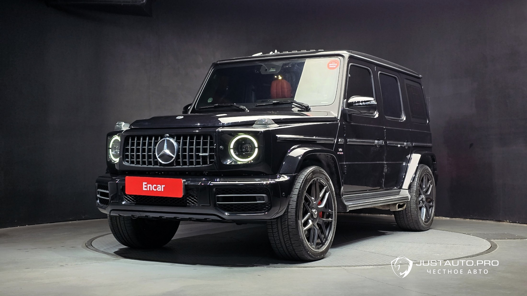 Автомобиль Mercedes-Benz G-Class