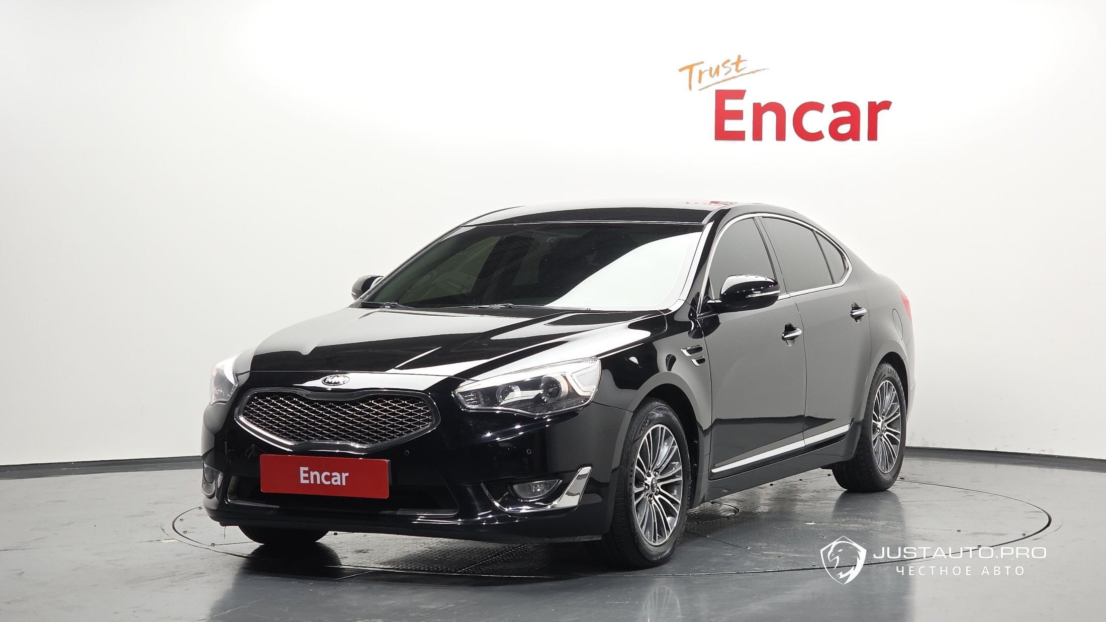 Автомобиль Kia K7