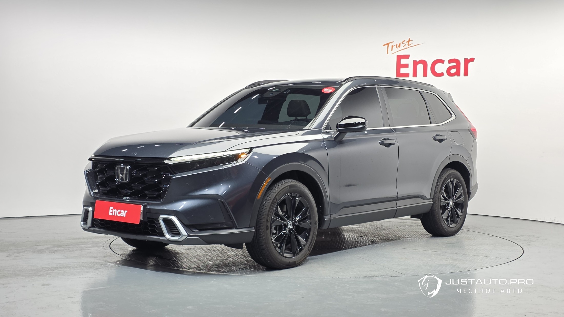 Автомобиль Honda CR-V