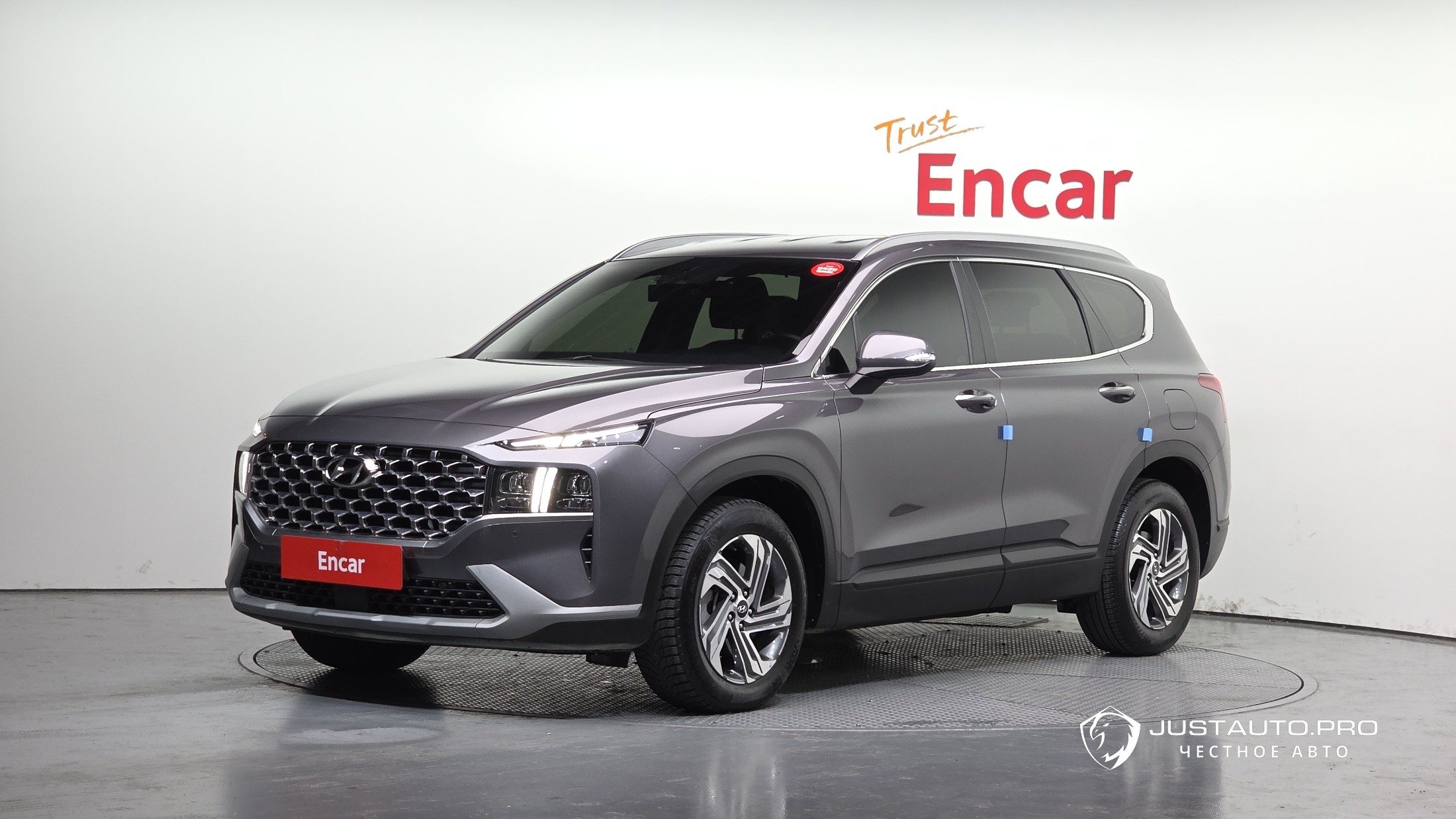 Автомобиль Hyundai Santafe