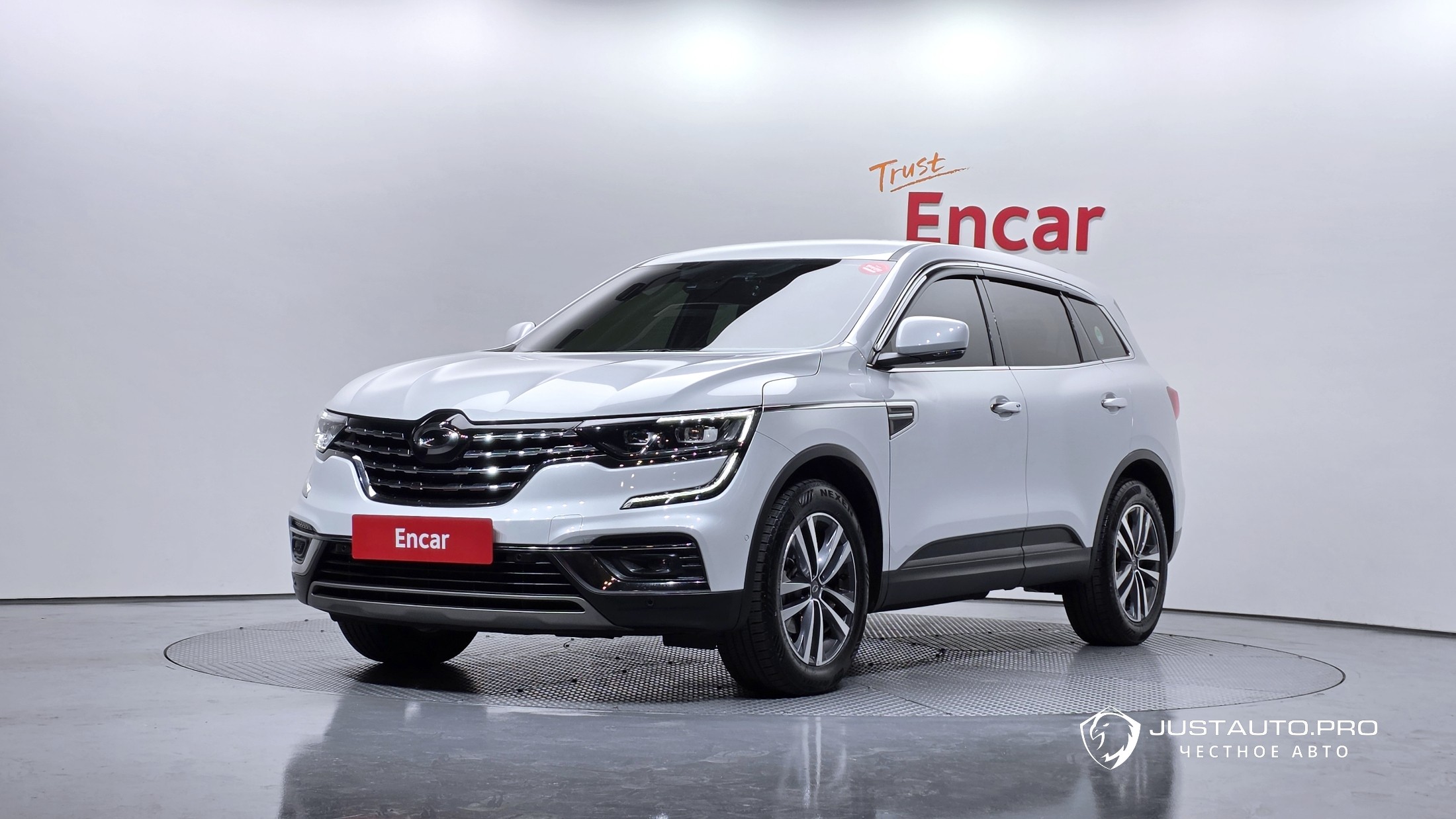 Автомобиль Renault-KoreaSamsung QM6