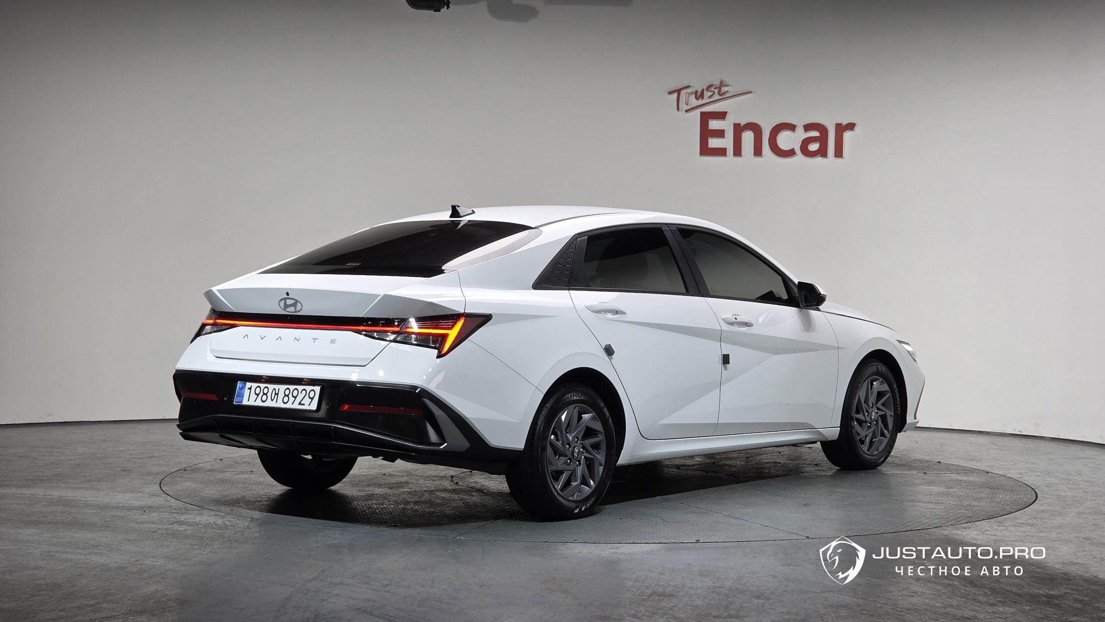 Автомобиль Hyundai AVANTE