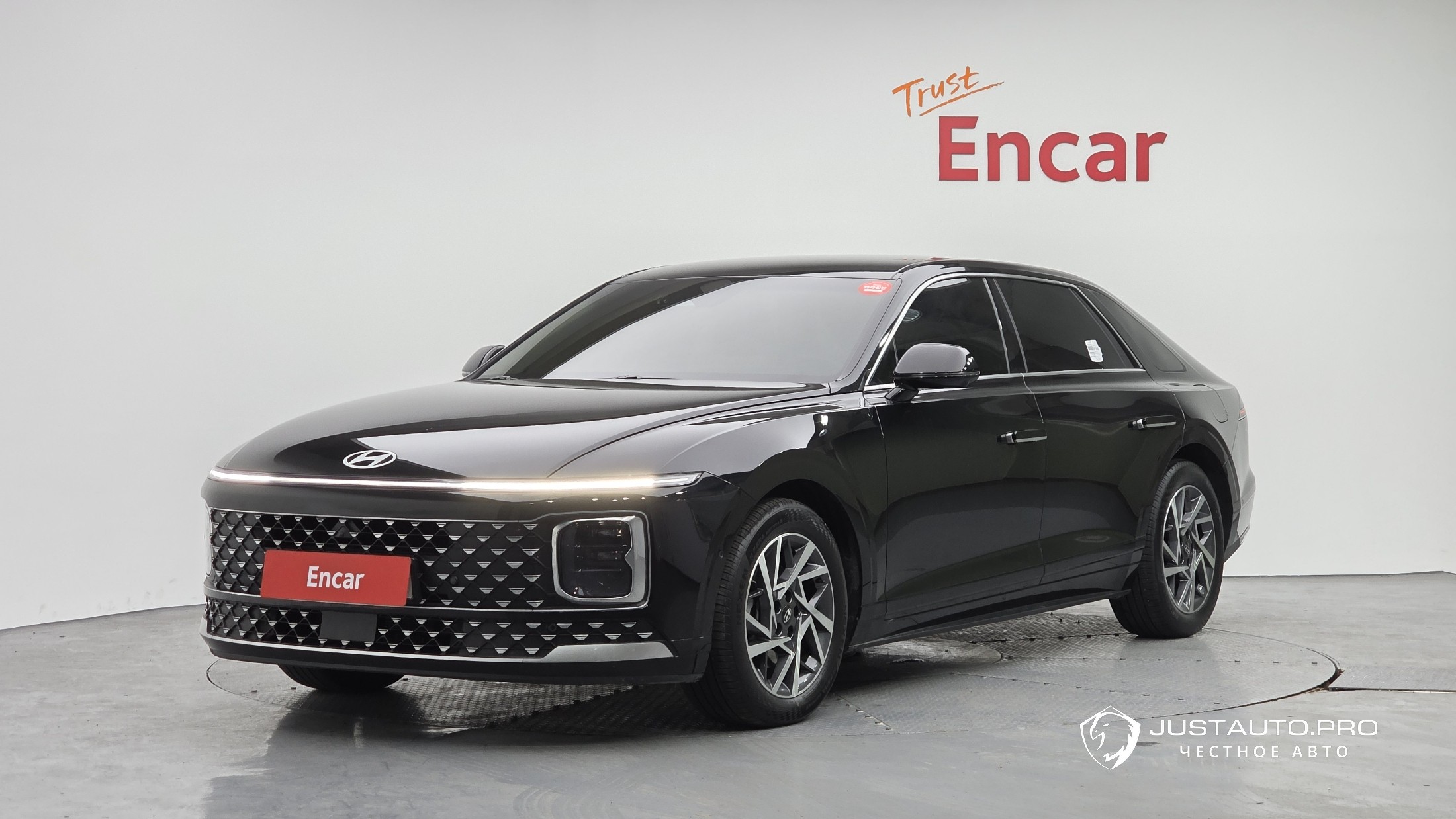 Автомобиль Hyundai Grandeur