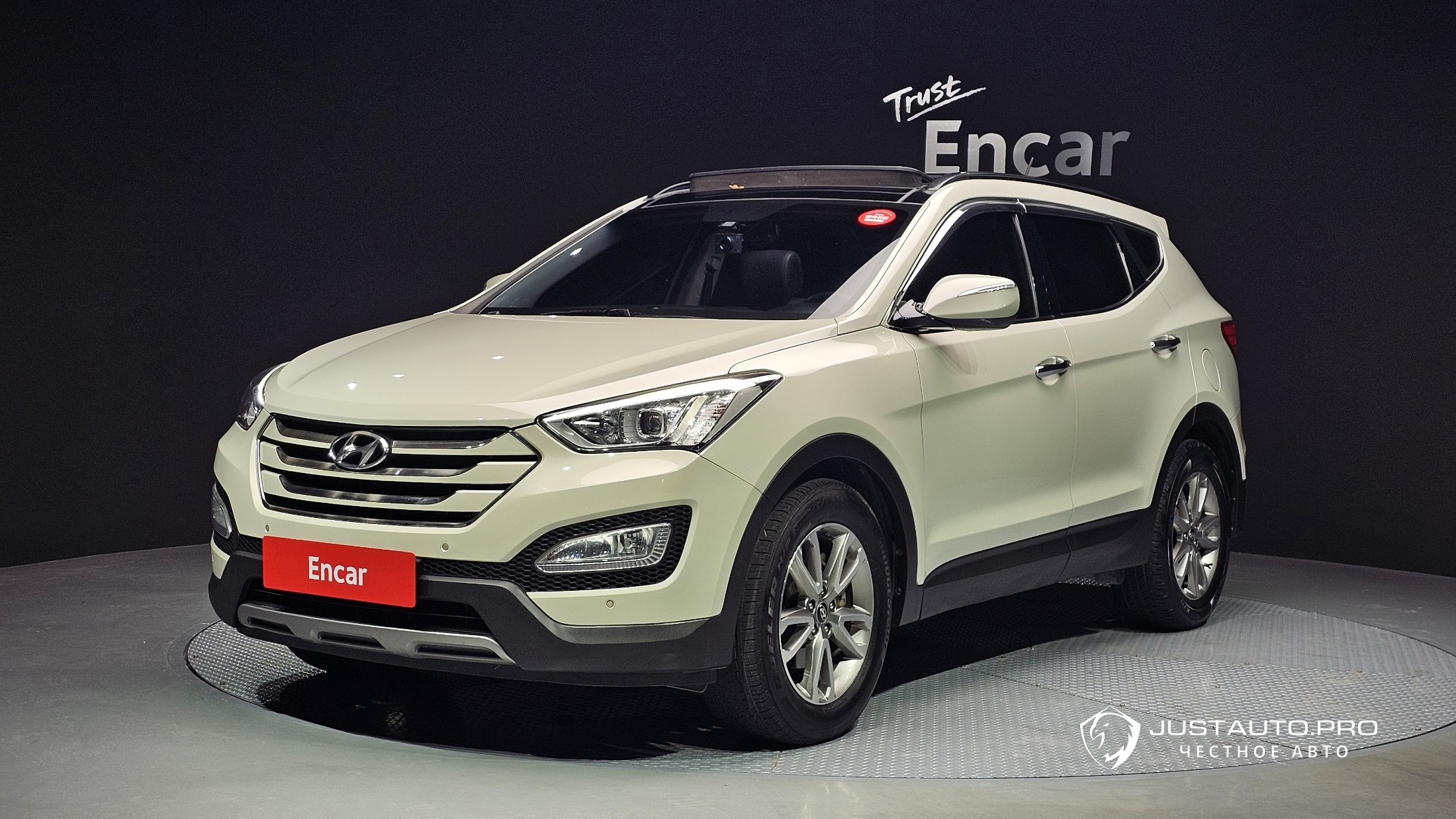 Автомобиль Hyundai Santafe