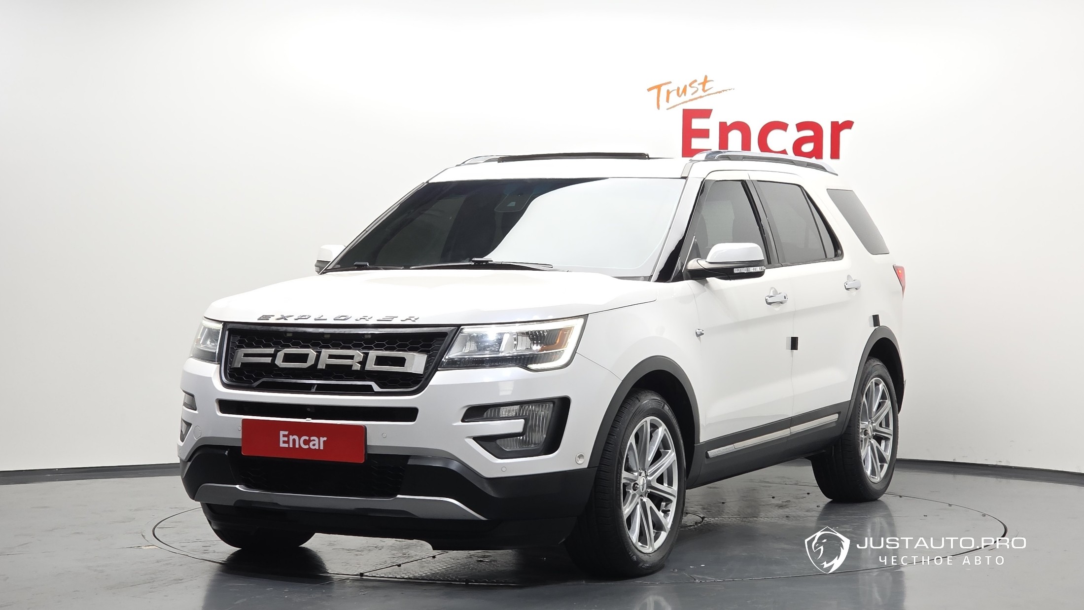 Автомобиль Ford Explorer