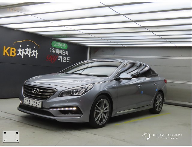 Автомобиль Hyundai Sonata