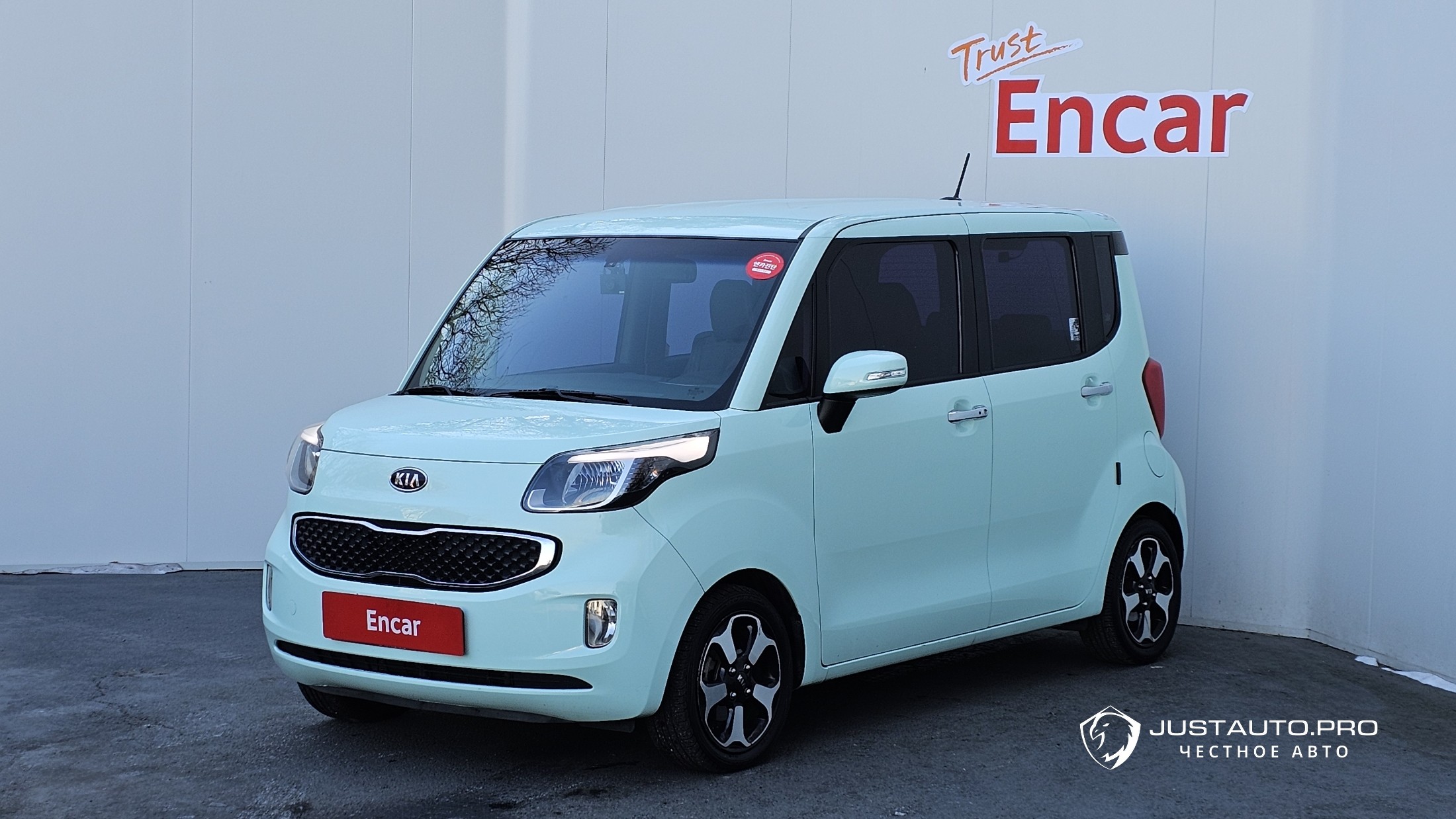 Автомобиль Kia RAY