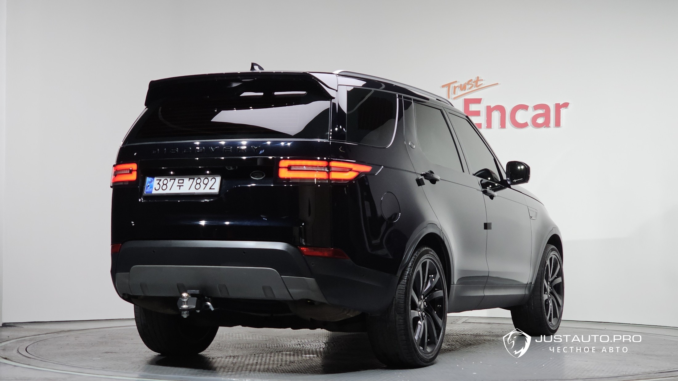 Автомобиль Land Rover Discovery