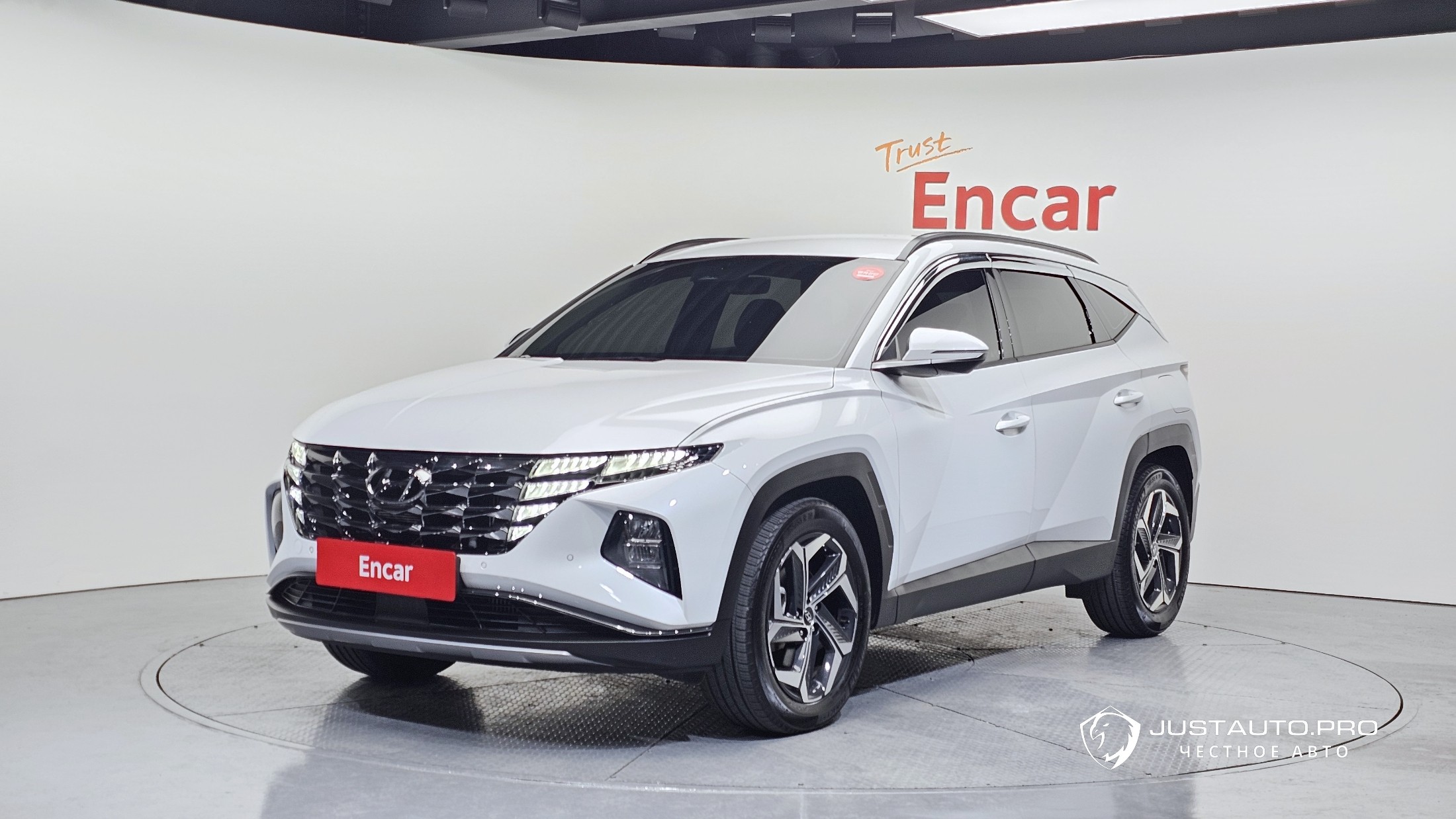 Автомобиль Hyundai Tucson