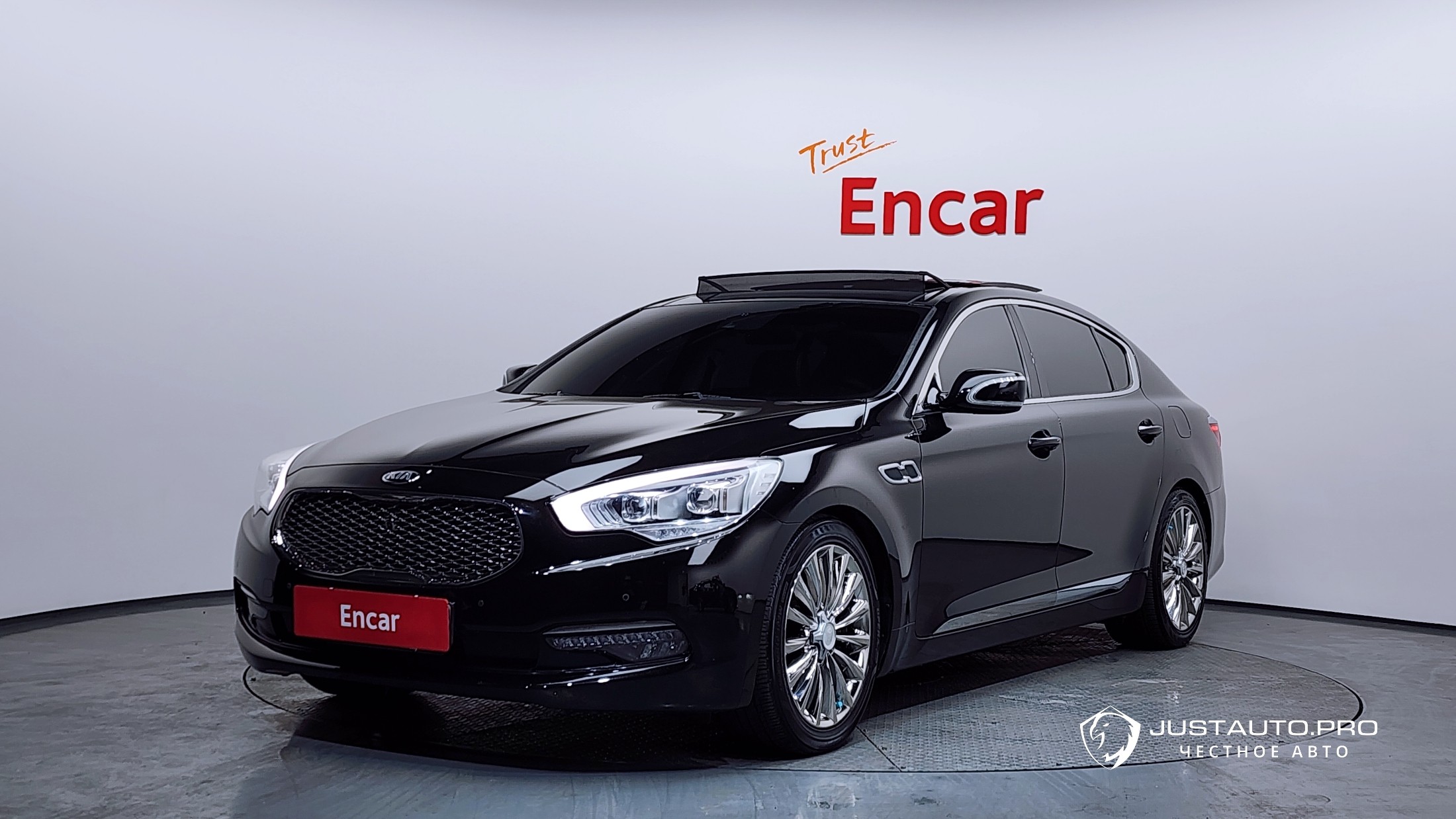 Автомобиль Kia K9