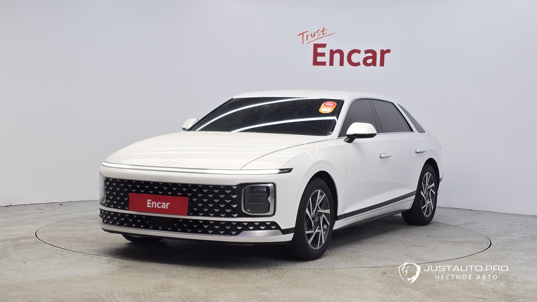 Автомобиль Hyundai Grandeur