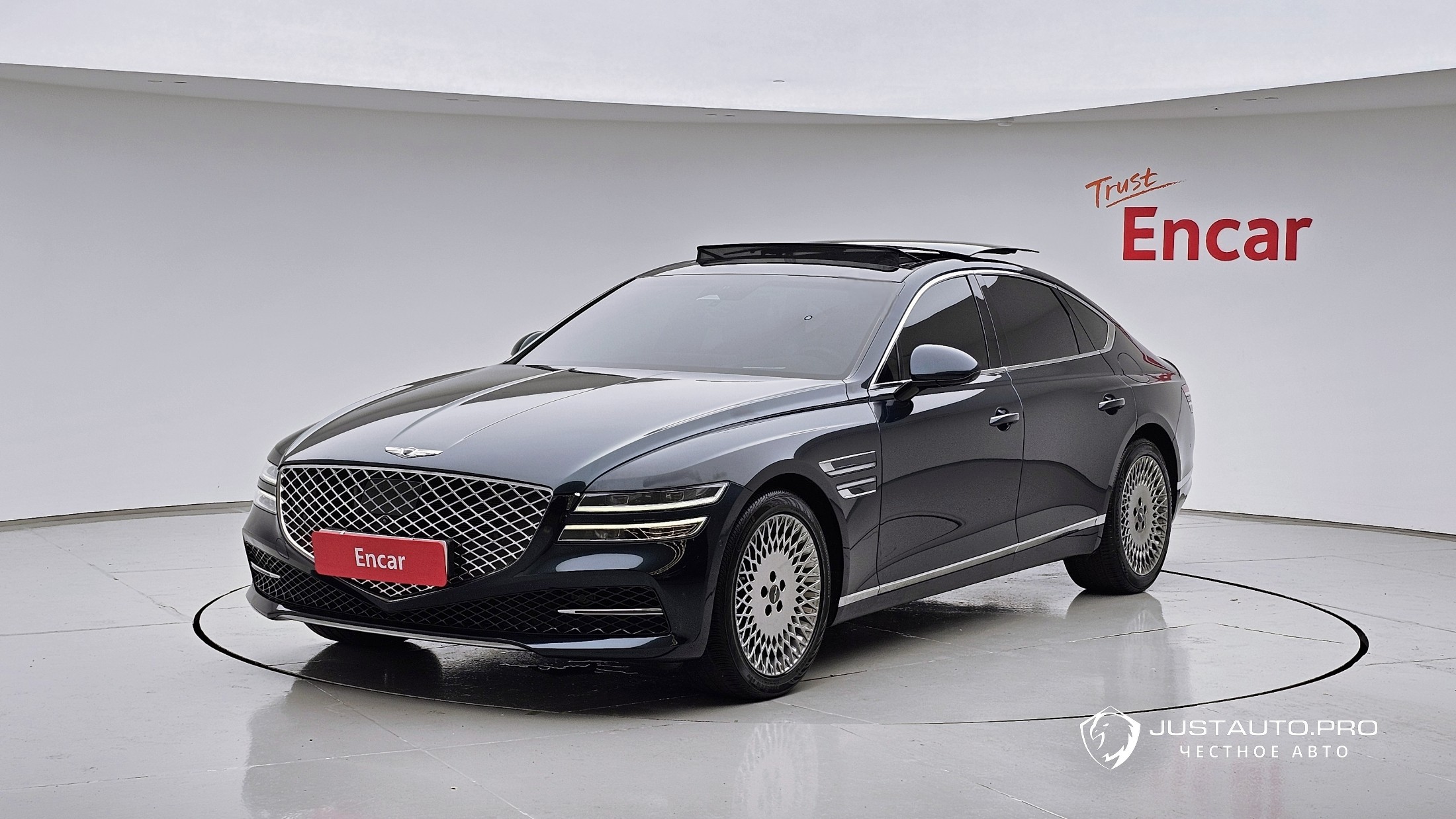 Автомобиль Genesis G80