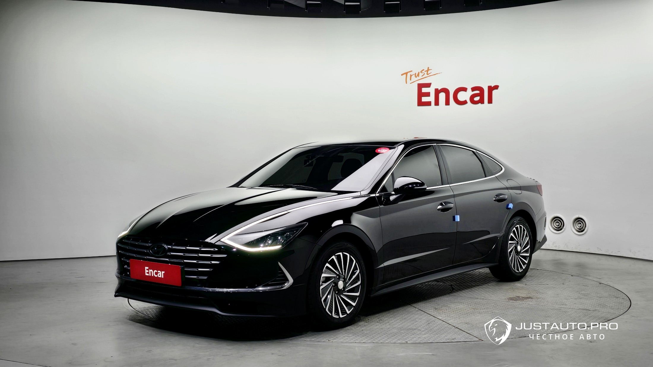 Автомобиль Hyundai Sonata